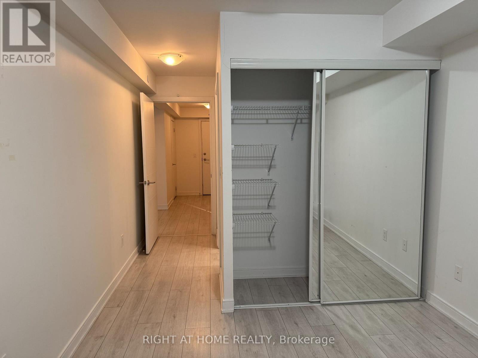 533 - 525 Adelaide Street W, Toronto, Ontario  M5V 0N7 - Photo 5 - C12758332