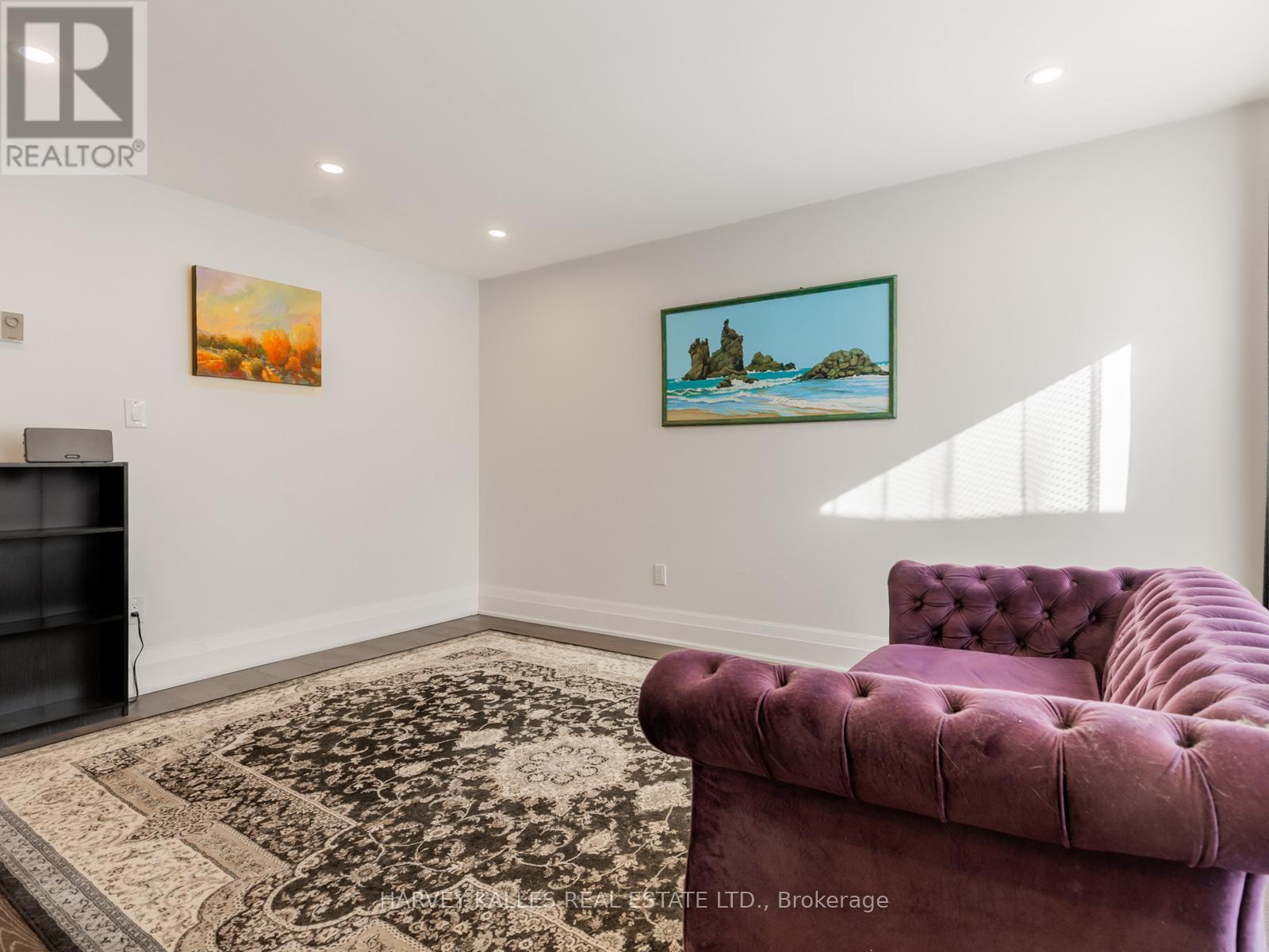 19 Coach Liteway, Toronto (Westminster-Branson), Ontario  M2R 3J8 - Photo 11 - C12758404