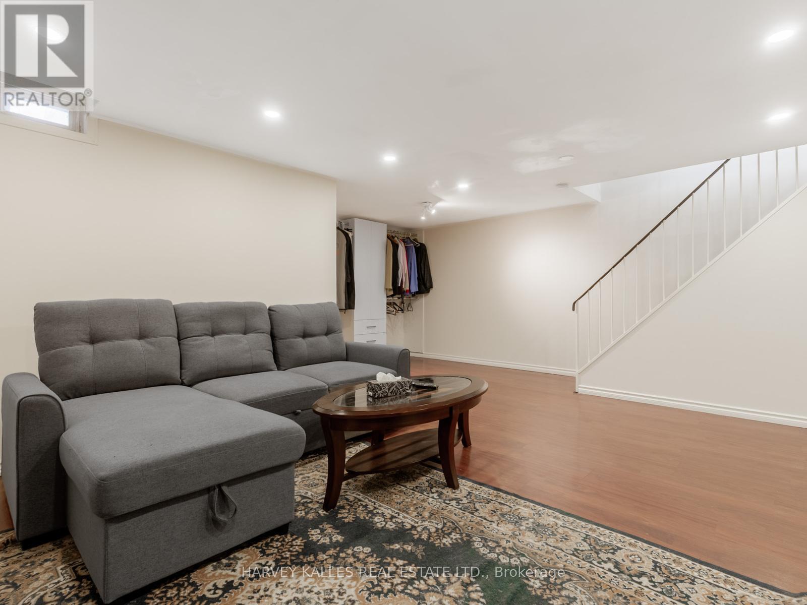 19 Coach Liteway, Toronto (Westminster-Branson), Ontario  M2R 3J8 - Photo 30 - C12758404