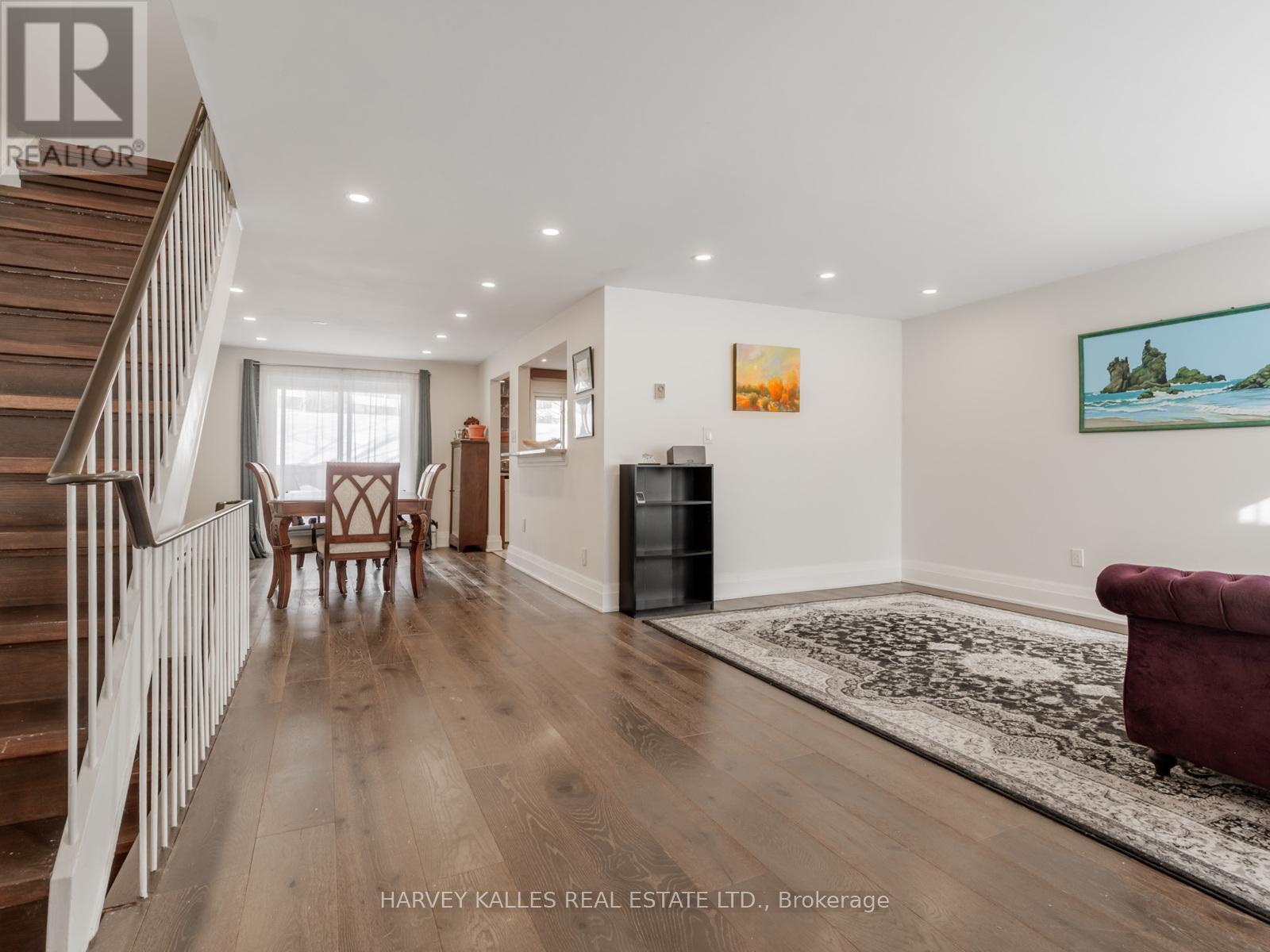 19 Coach Liteway, Toronto (Westminster-Branson), Ontario  M2R 3J8 - Photo 6 - C12758404