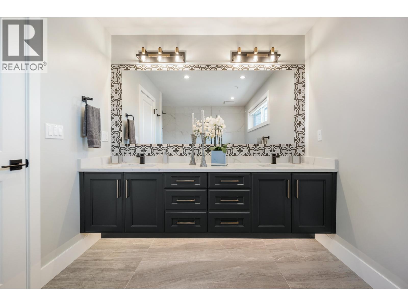 24469 Jenewein Drive, Maple Ridge, British Columbia  V2W 1H8 - Photo 29 - R3086321