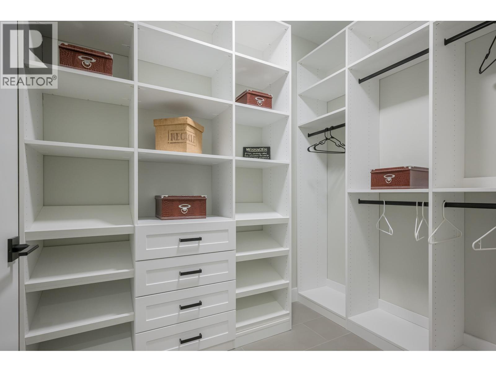 24469 Jenewein Drive, Maple Ridge, British Columbia  V2W 1H8 - Photo 36 - R3086321