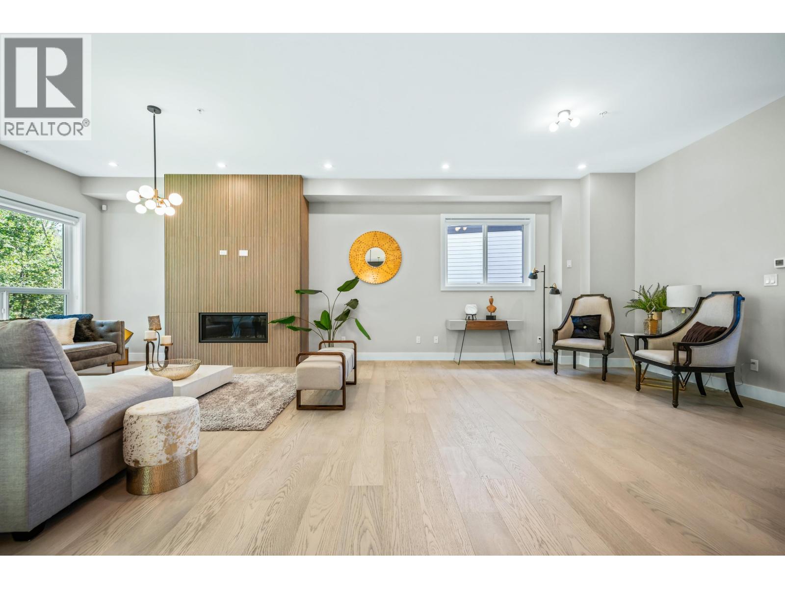 24469 Jenewein Drive, Maple Ridge, British Columbia  V2W 1H8 - Photo 5 - R3086321