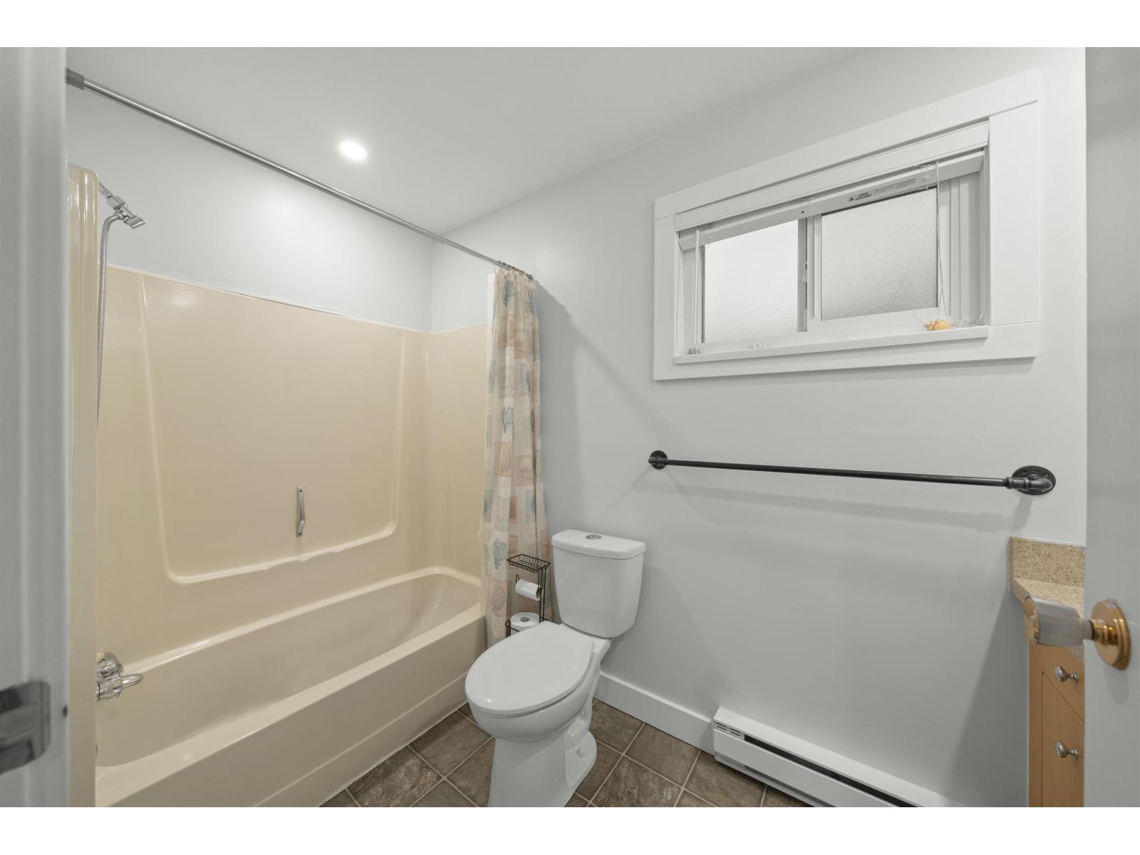 13507 15 Avenue, Surrey, British Columbia  V4A 5H4 - Photo 19 - R3086606