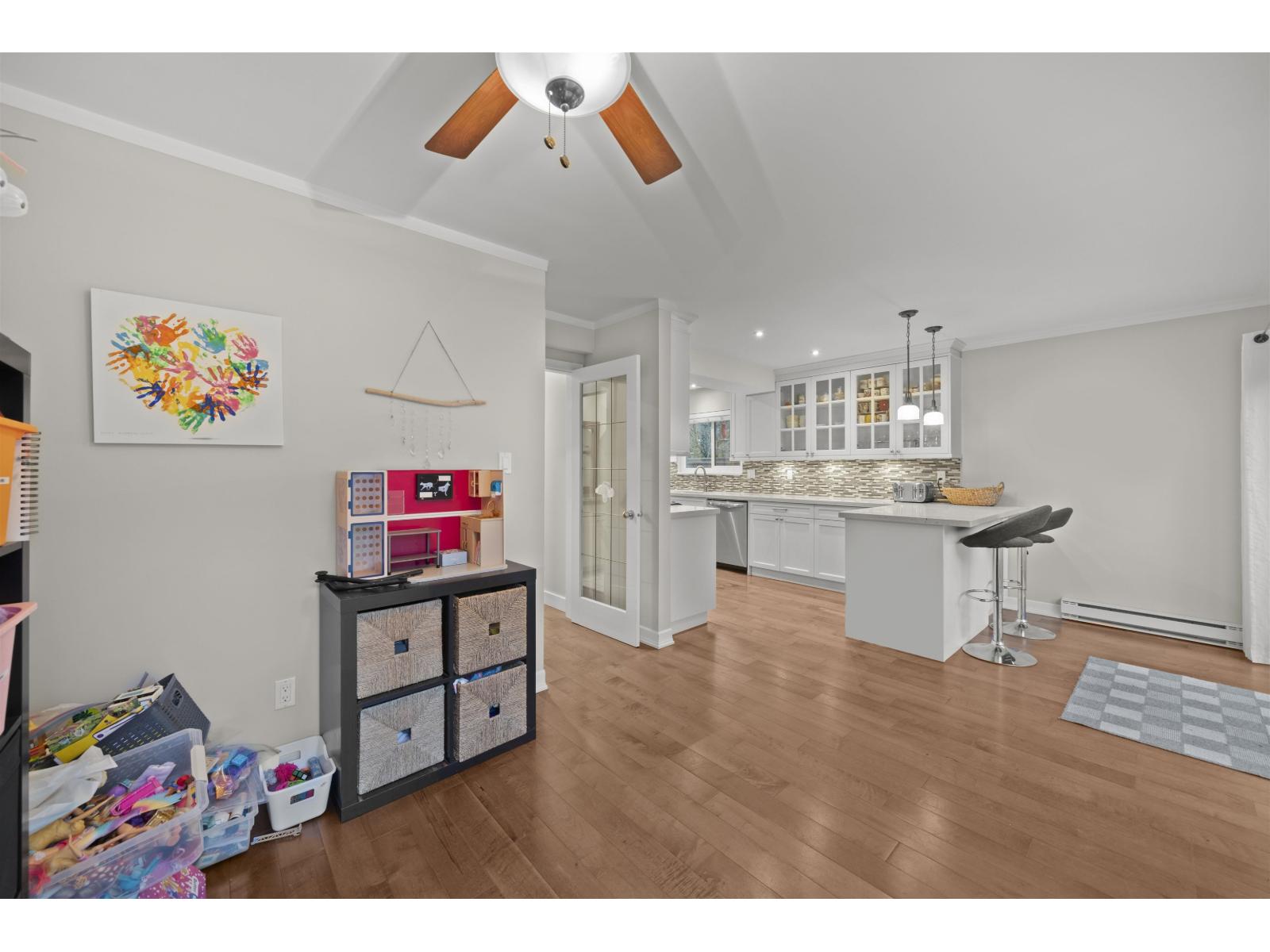 13507 15 Avenue, Surrey, British Columbia  V4A 5H4 - Photo 9 - R3086606