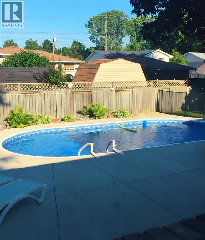 904 Allandale Drive, Sarnia, Ontario  N7S 3E4 - Photo 44 - 26002587