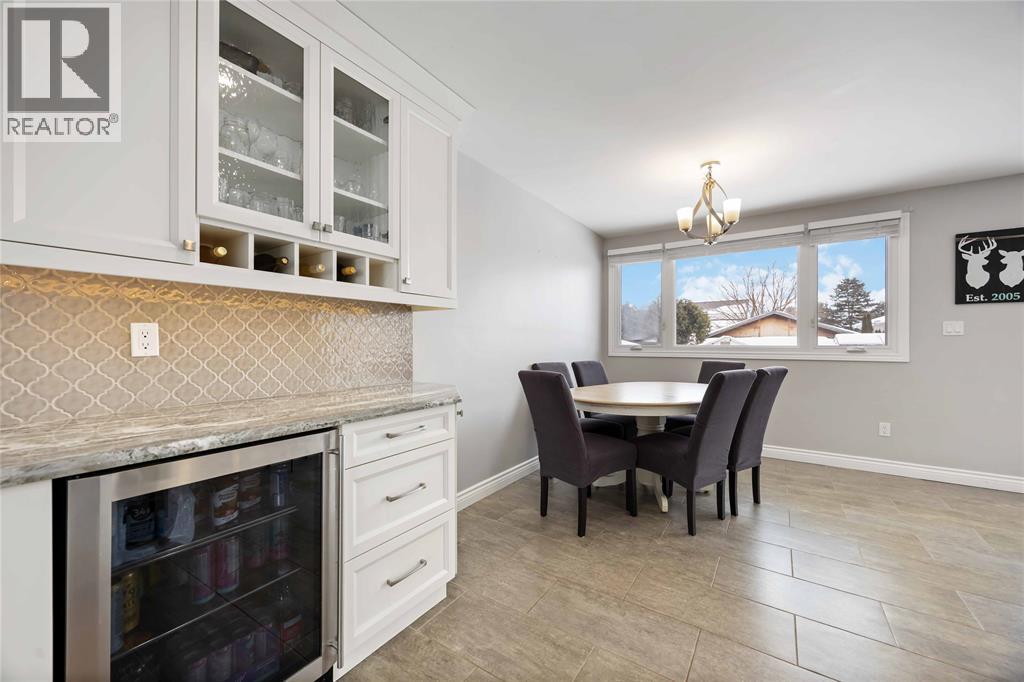 904 Allandale Drive, Sarnia, Ontario  N7S 3E4 - Photo 7 - 26002587