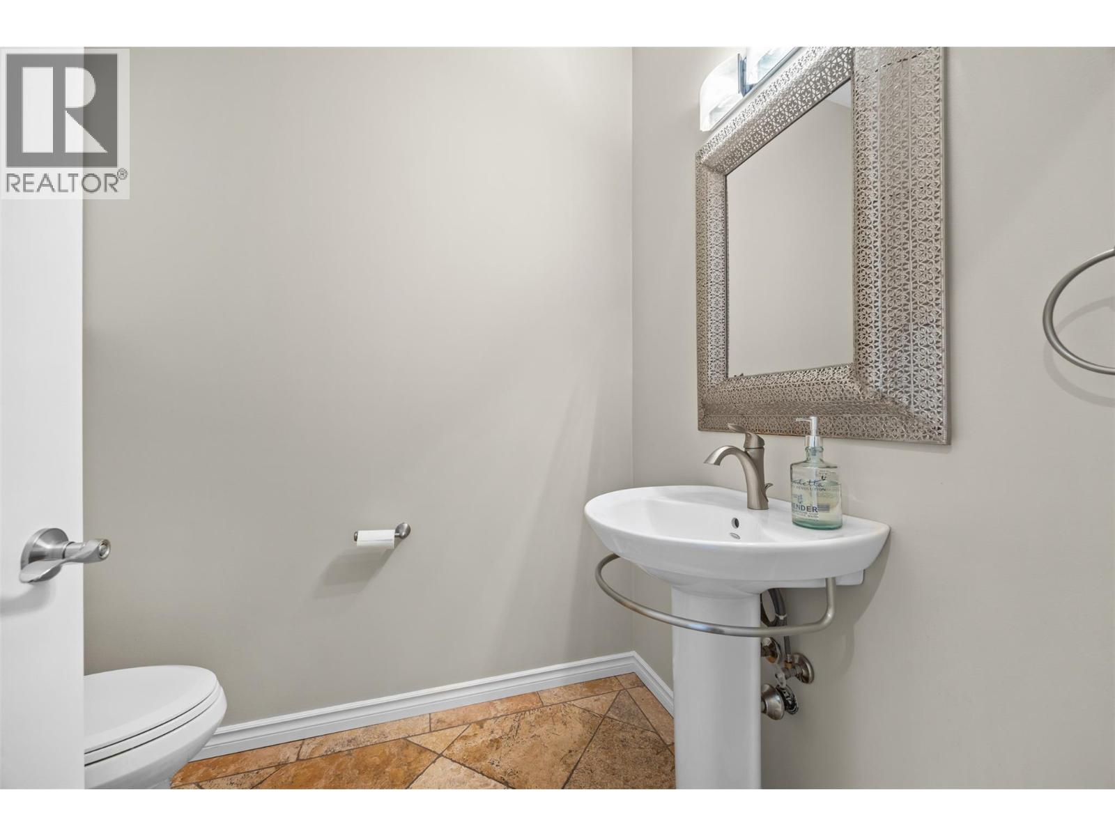 240 Heritage Boulevard, Okanagan Falls, British Columbia  V0H 1R3 - Photo 22 - 10374869