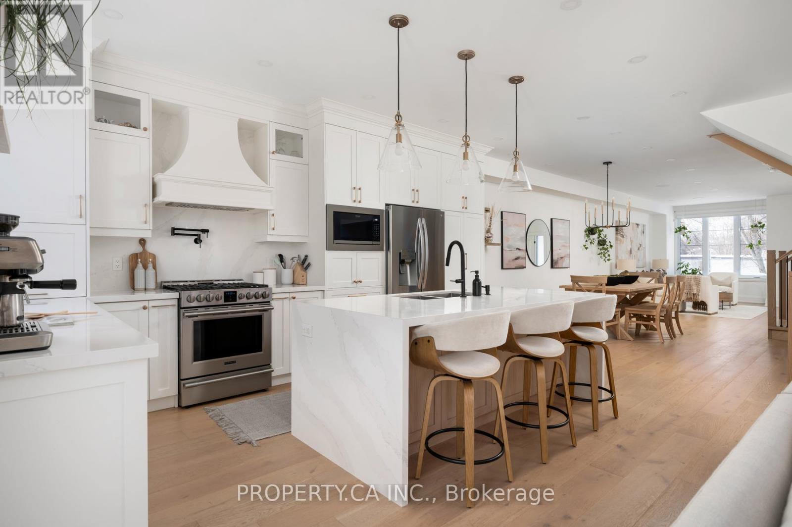 15 Marilyn Crescent, Toronto, Ontario  M4B 3C5 - Photo 10 - E12758310