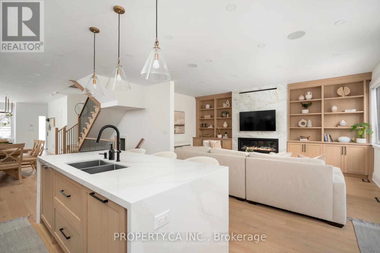 15 Marilyn Crescent, Toronto, Ontario  M4B 3C5 - Photo 12 - E12758310