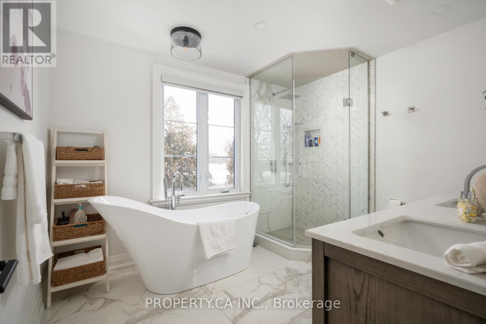 15 Marilyn Crescent, Toronto, Ontario  M4B 3C5 - Photo 21 - E12758310