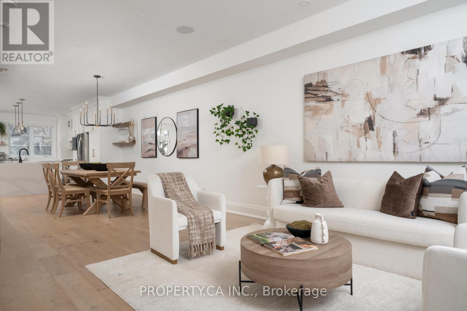 15 Marilyn Crescent, Toronto, Ontario  M4B 3C5 - Photo 3 - E12758310