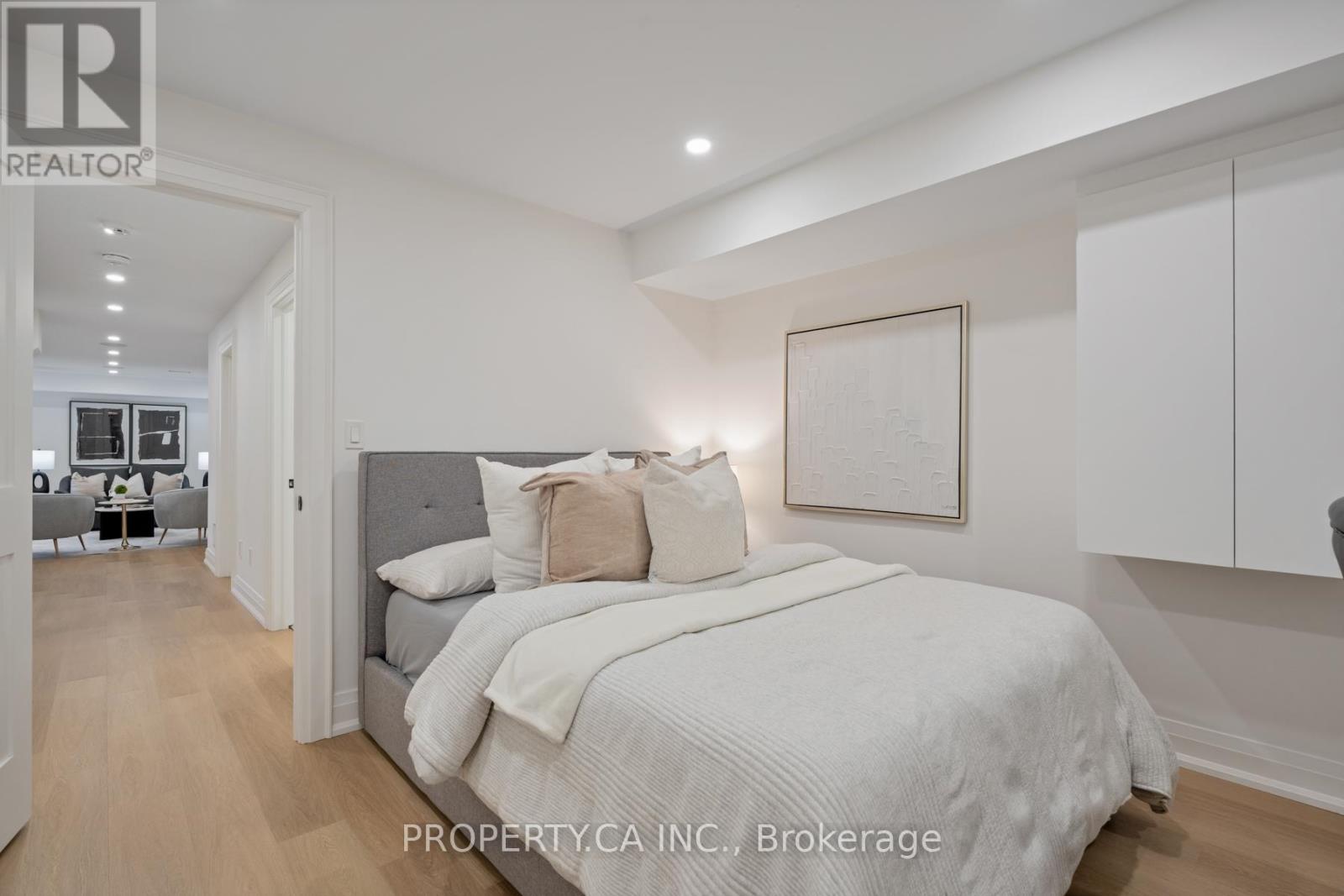 15 Marilyn Crescent, Toronto, Ontario  M4B 3C5 - Photo 39 - E12758310