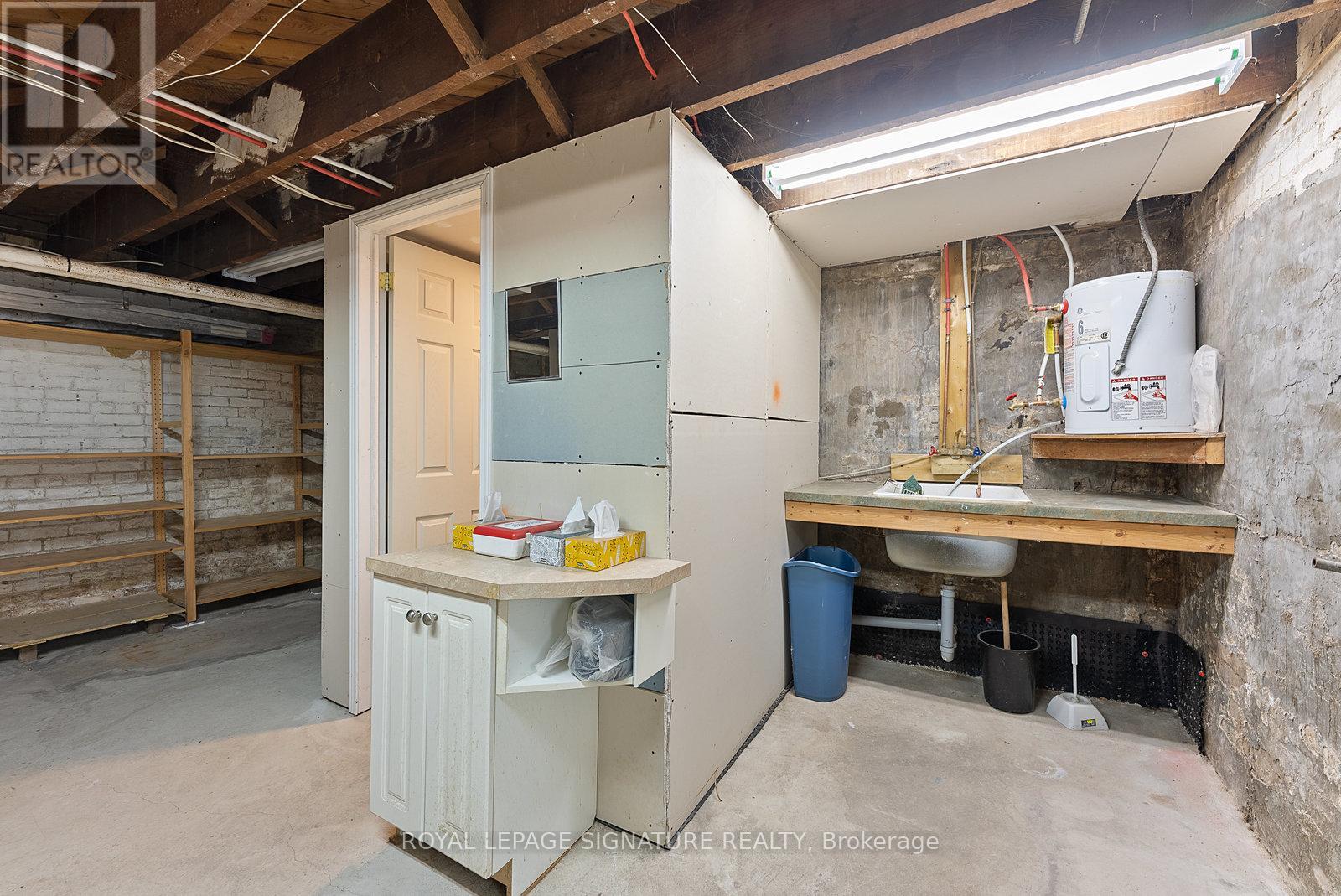 928 Danforth Avenue, Toronto, Ontario  M4J 1L9 - Photo 25 - E12758406