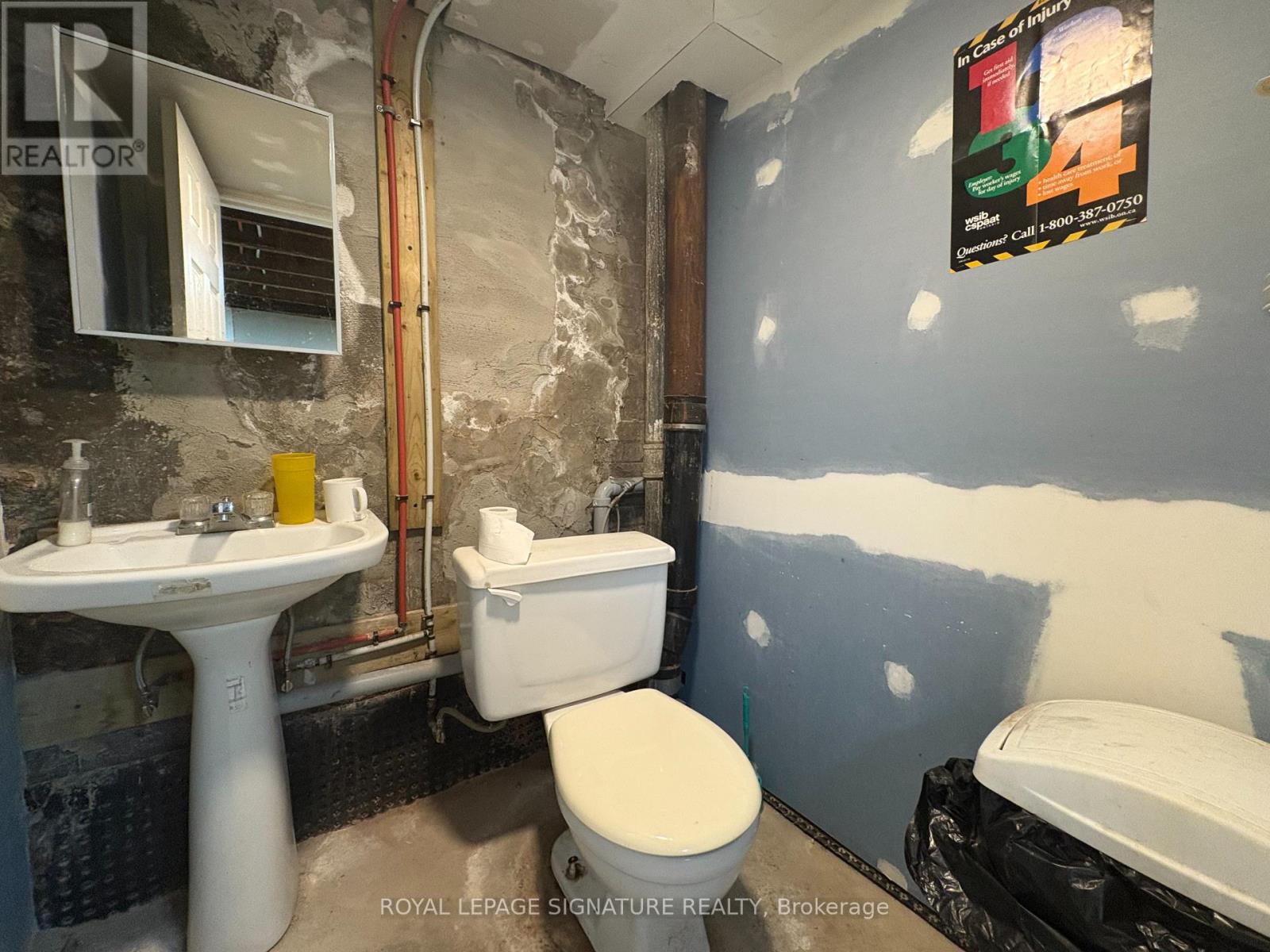 928 Danforth Avenue, Toronto, Ontario  M4J 1L9 - Photo 26 - E12758406