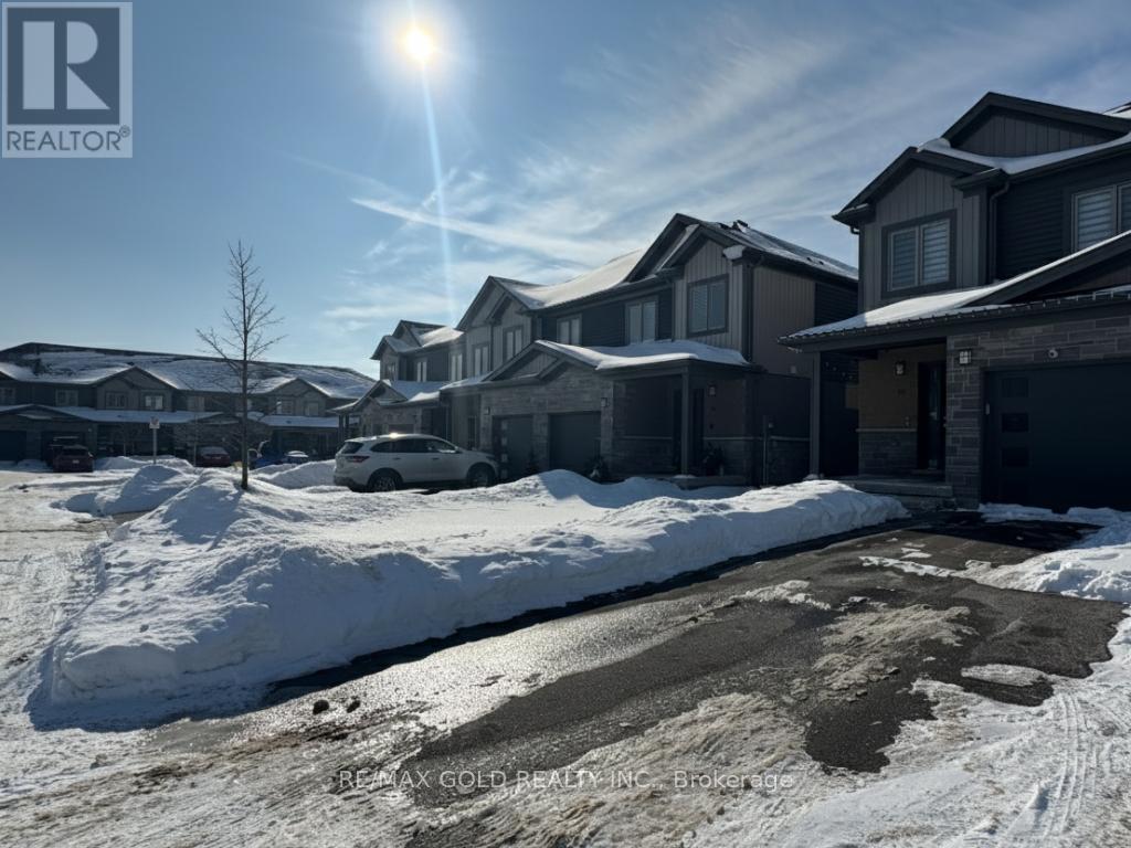 91 Nieson Street, Cambridge, Ontario  N1R 0B9 - Photo 2 - X12758140