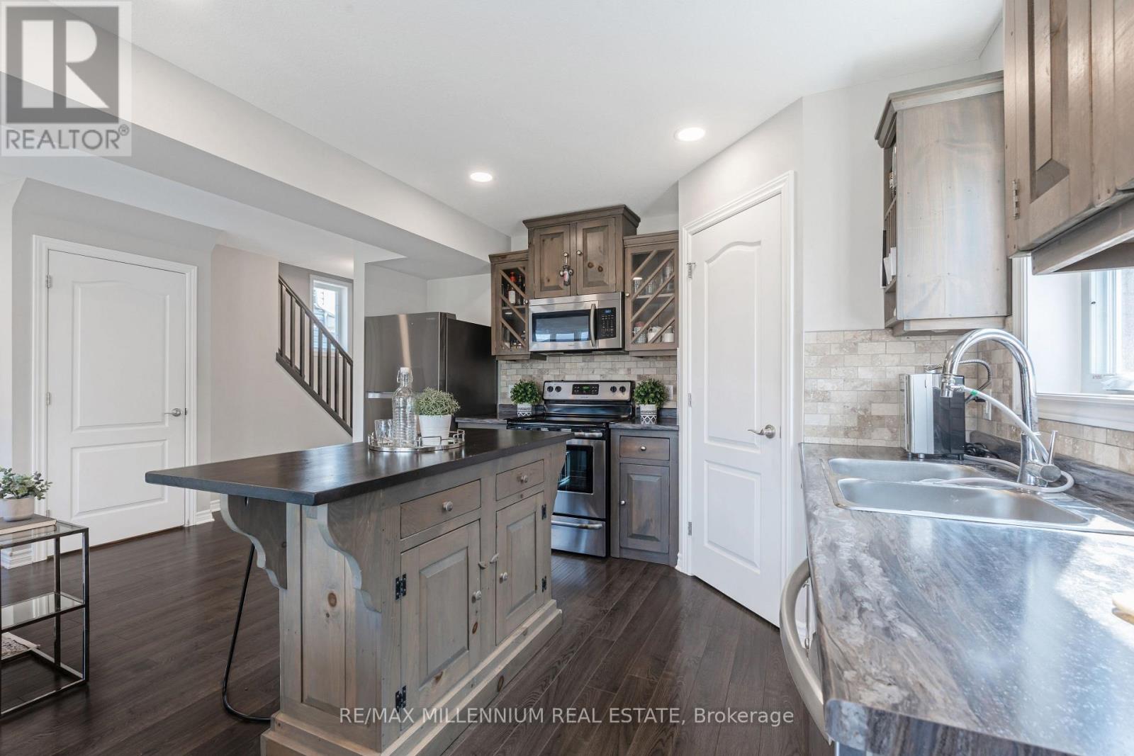 365 Beech Street, Lucan Biddulph, Ontario  N0M 2J0 - Photo 23 - X12758226