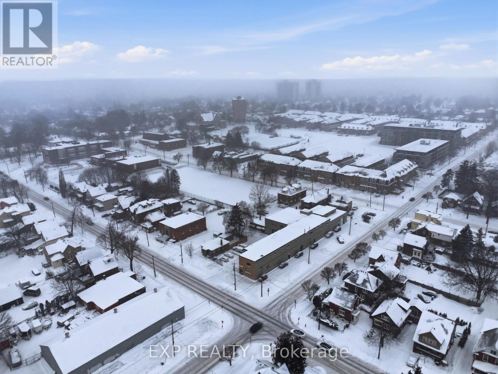 Unit 1-1 - 326 Wellington Street N, Kitchener, Ontario  N2H 5K9 - Photo 28 - X12758258