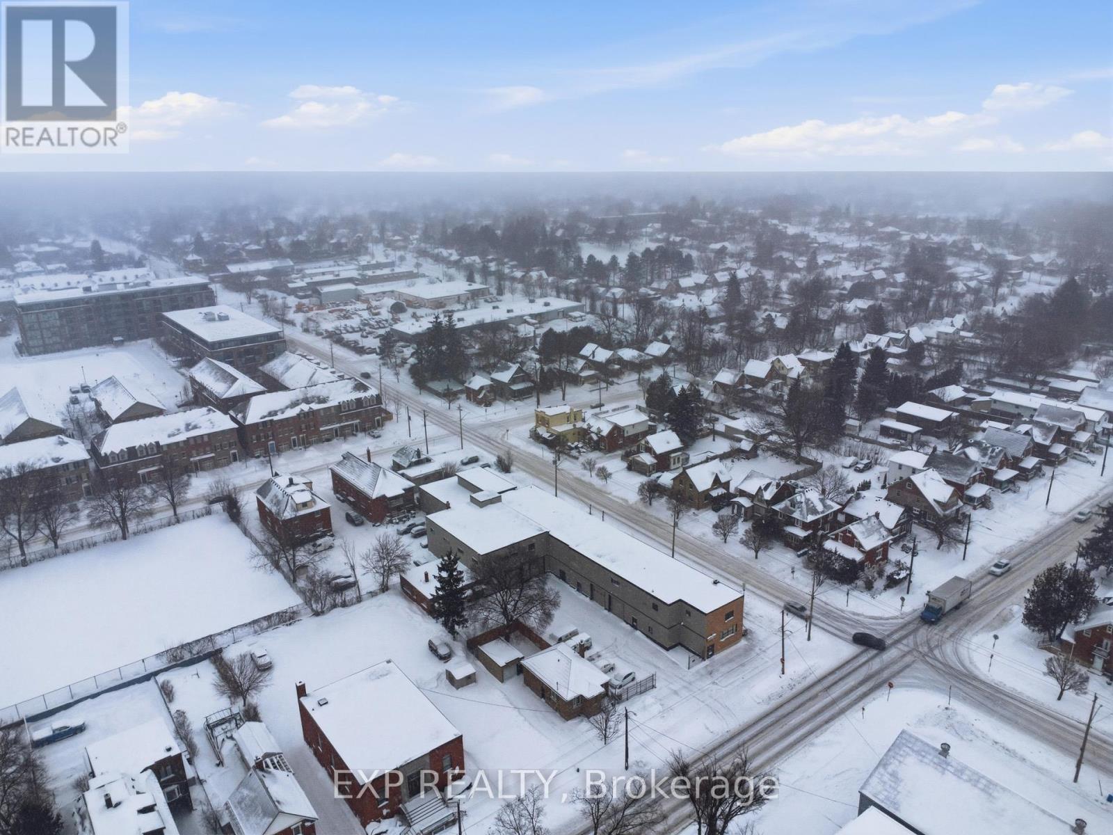 Unit 1-1 - 326 Wellington Street N, Kitchener, Ontario  N2H 5K9 - Photo 29 - X12758258