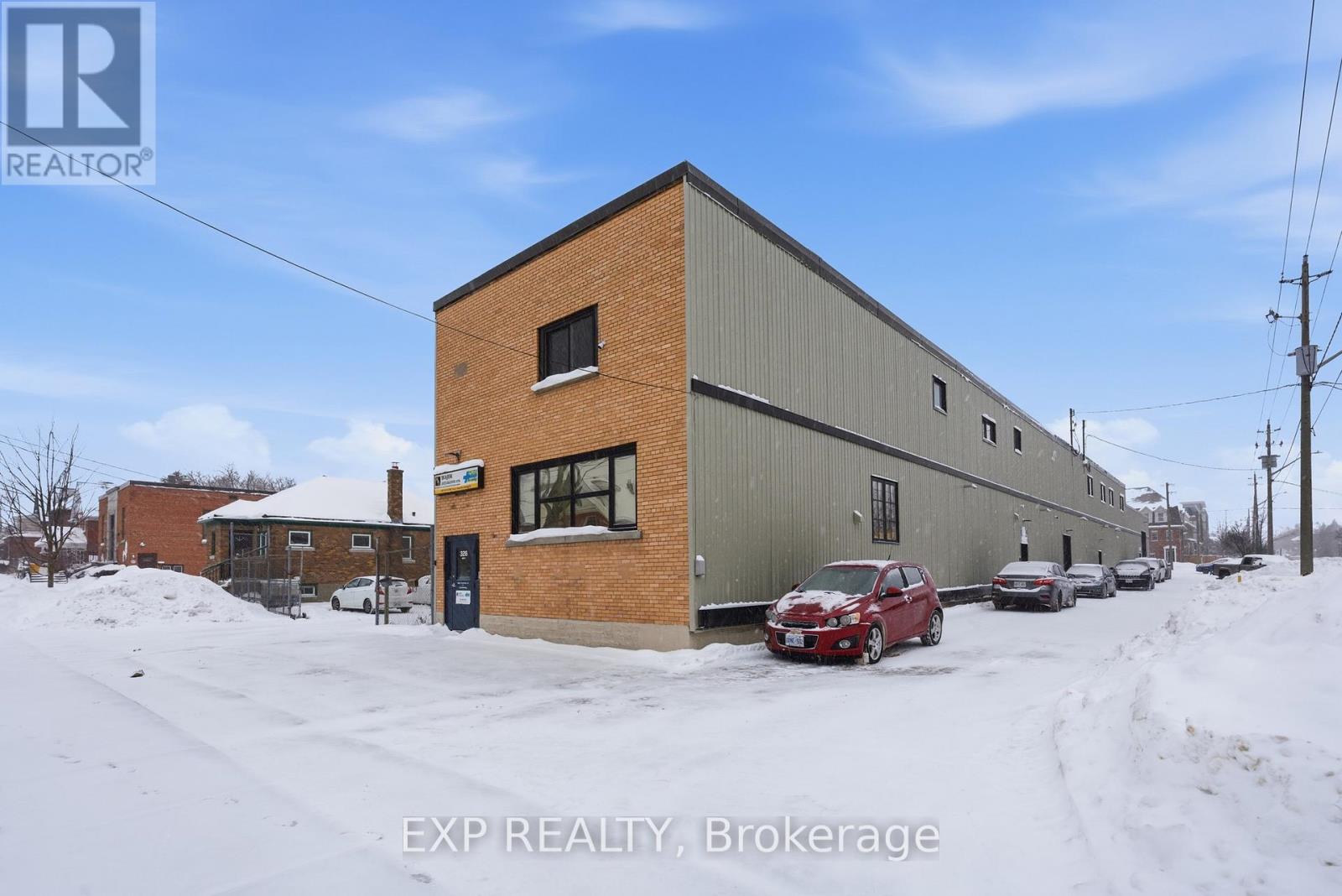 Unit 1-1 - 326 Wellington Street N, Kitchener, Ontario  N2H 5K9 - Photo 3 - X12758258