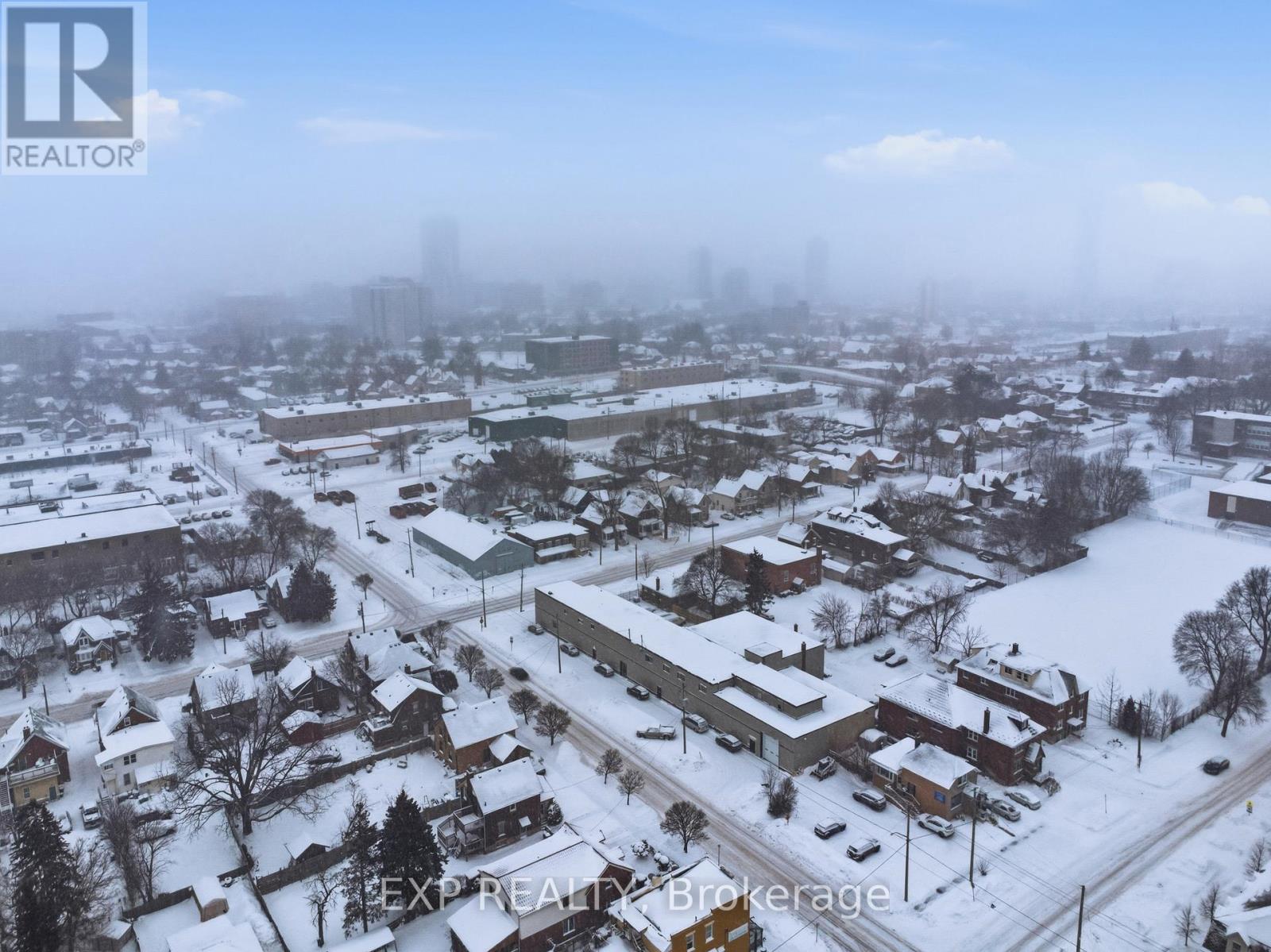 Unit 1-1 - 326 Wellington Street N, Kitchener, Ontario  N2H 5K9 - Photo 34 - X12758258