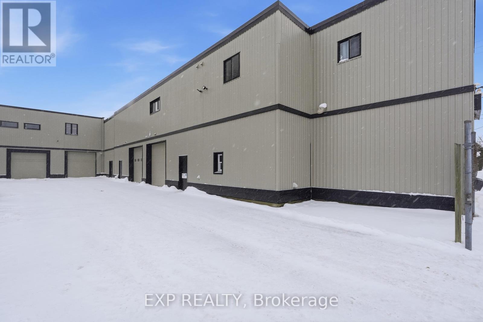 Unit 1-1 - 326 Wellington Street N, Kitchener, Ontario  N2H 5K9 - Photo 5 - X12758258