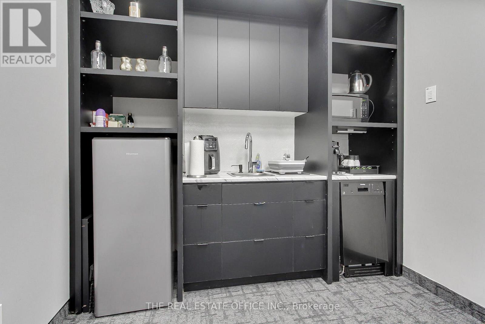 3 - 50 Casmir Court, Vaughan, Ontario  L4K 4J5 - Photo 14 - N12758296