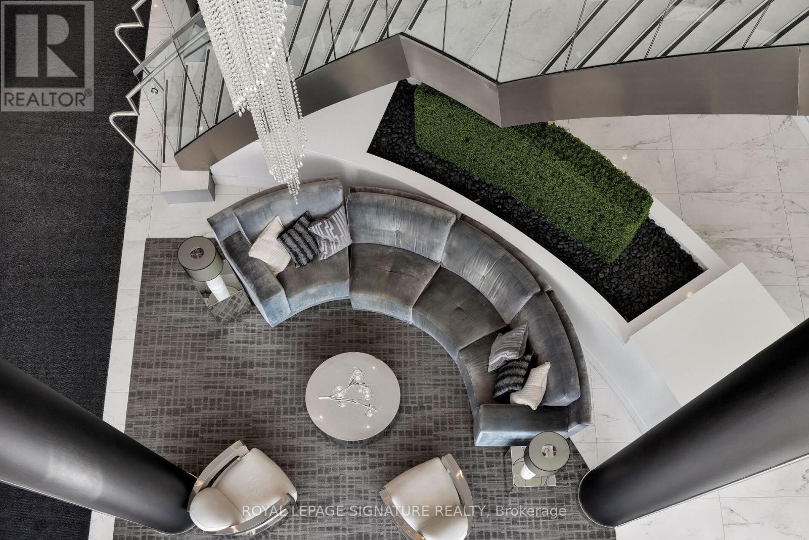 332 - 9471 Yonge Street, Richmond Hill, Ontario  L4C 0Z5 - Photo 18 - N12758316