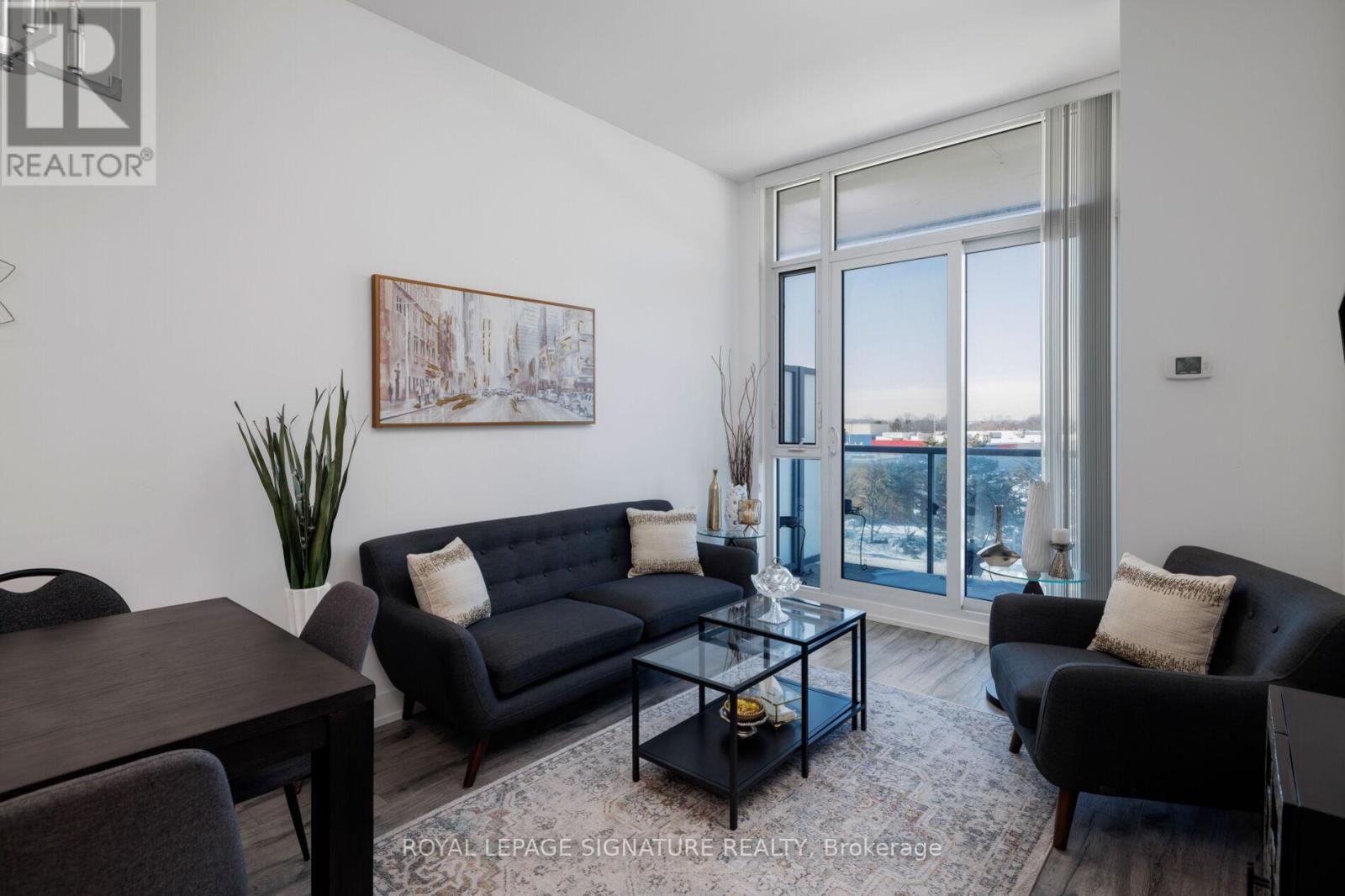 332 - 9471 Yonge Street, Richmond Hill, Ontario  L4C 0Z5 - Photo 7 - N12758316