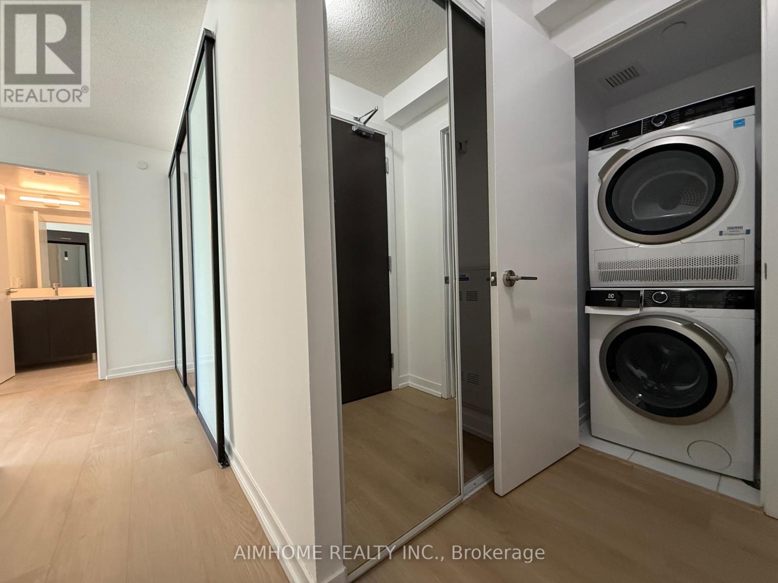 503 - 219 Dundas Street E, Toronto, Ontario  M5A 0V1 - Photo 2 - C12728352