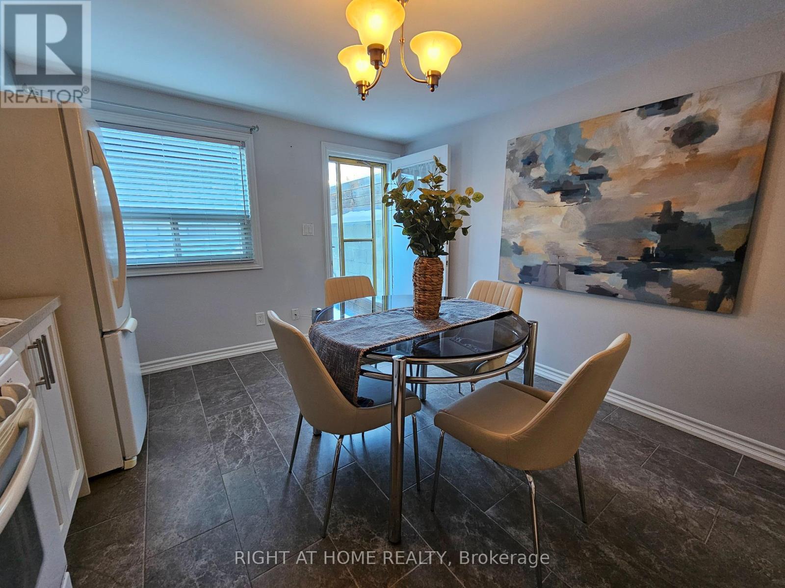 50 Argyle Street, Toronto, Ontario  M6J 1N6 - Photo 18 - C12756414