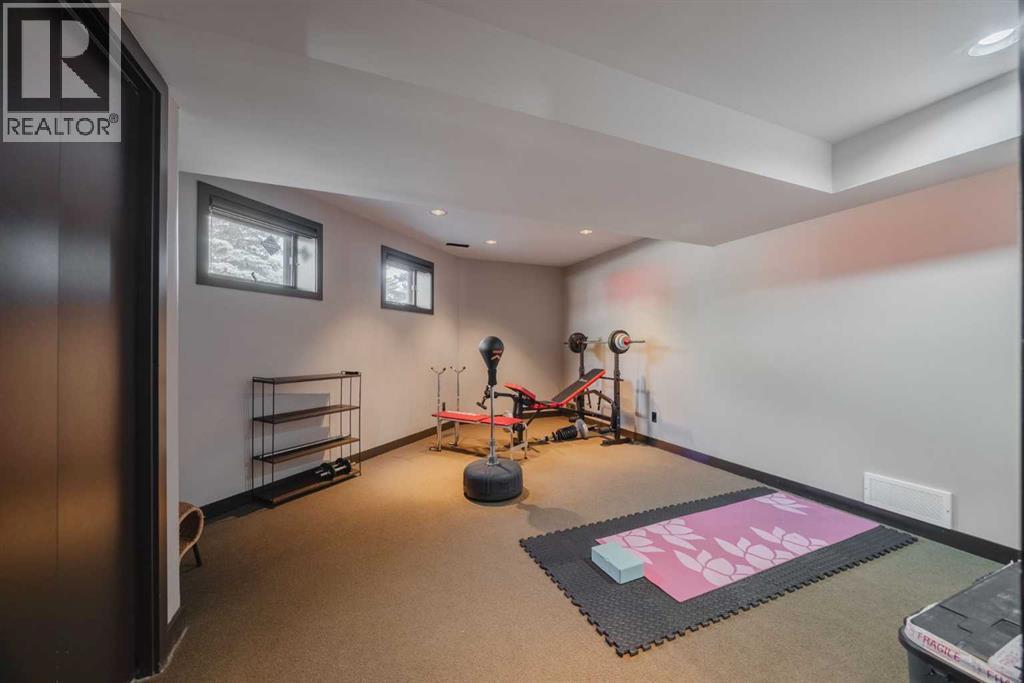 43 Westbluff Place, Rural Rocky View County, Alberta  T3Z 3N9 - Photo 37 - A2282635