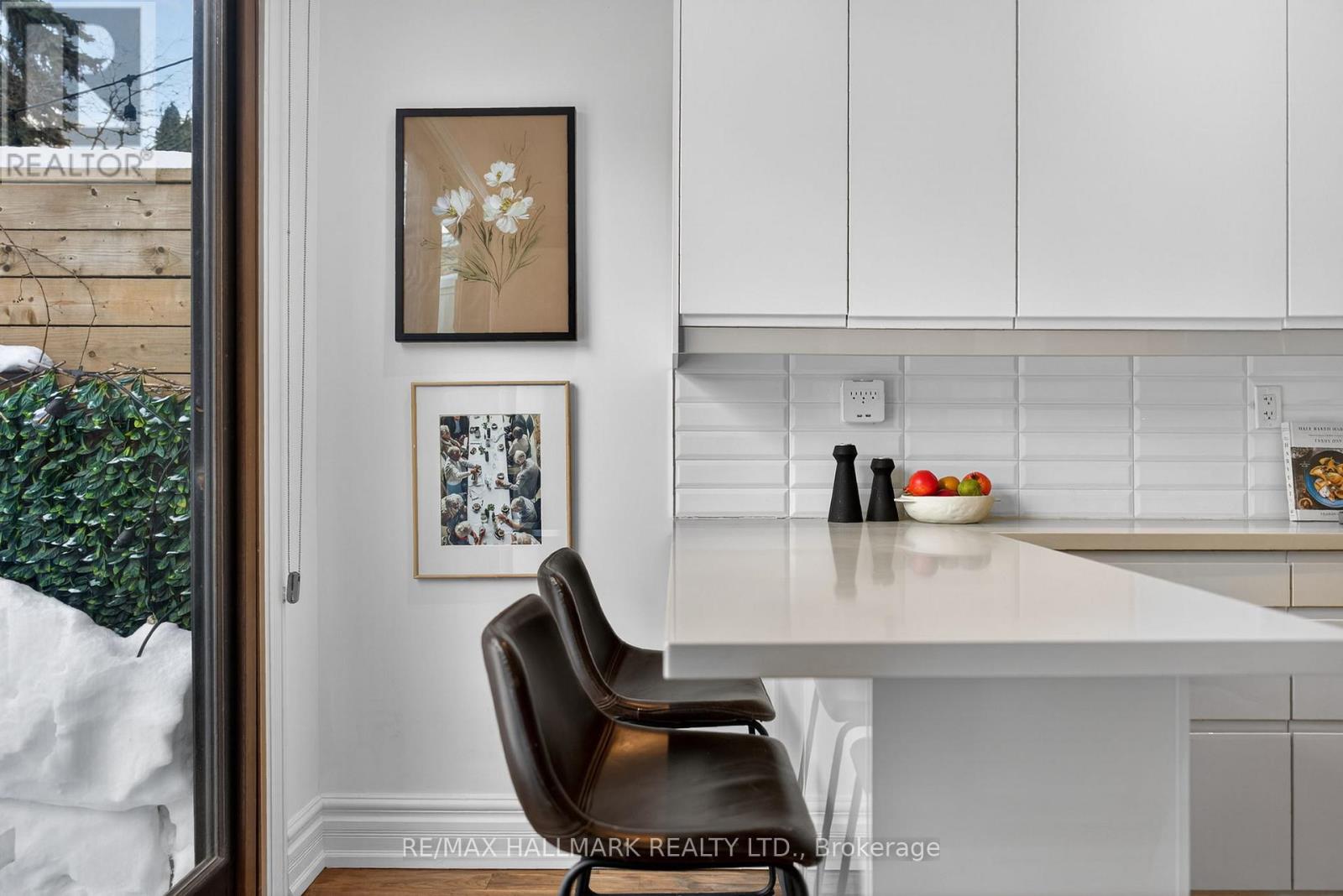 132 First Avenue, Toronto, Ontario  M4M 1X1 - Photo 9 - E12756446