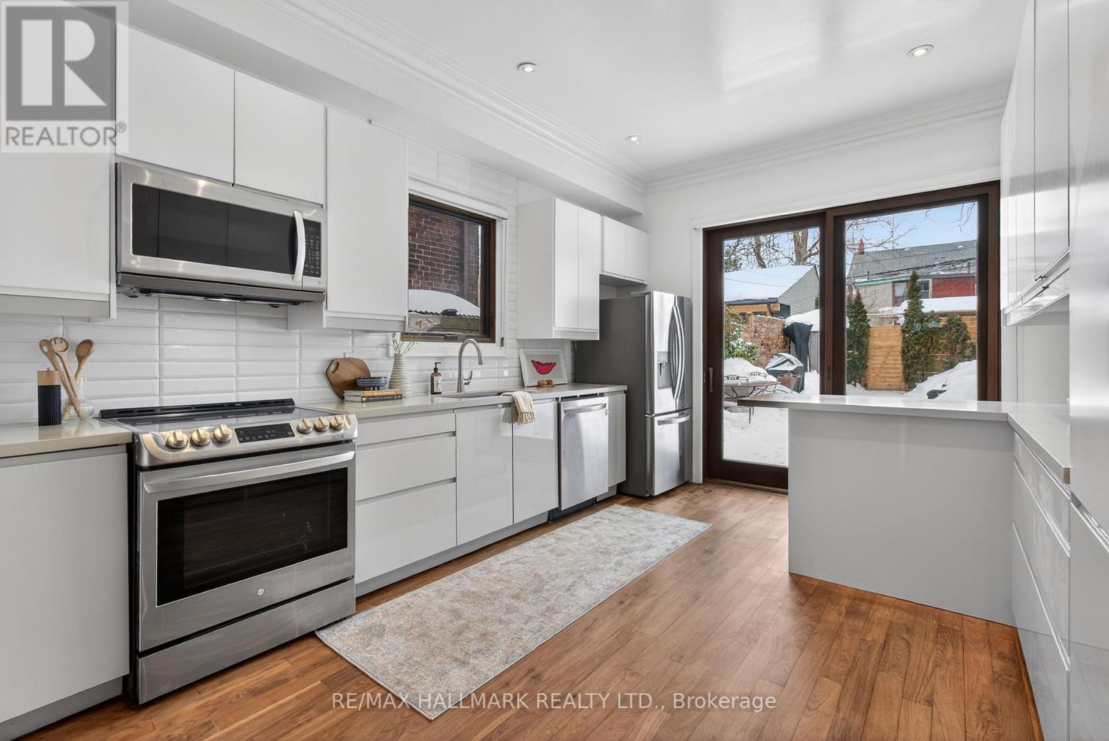 132 First Avenue, Toronto, Ontario  M4M 1X1 - Photo 7 - E12756446