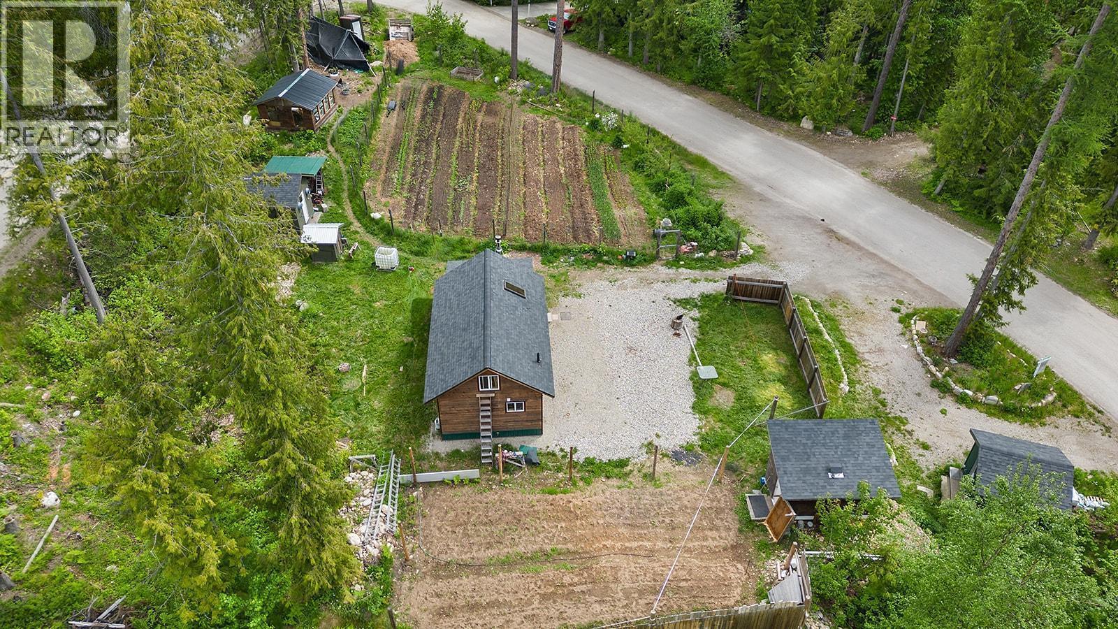 16317 Bowe Road, Crawford Bay, British Columbia  V0B 1E0 - Photo 3 - 10374938
