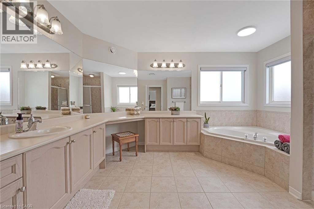 533 Woodfield Court, Kitchener, Ontario  N2P 2S8 - Photo 17 - 40802936