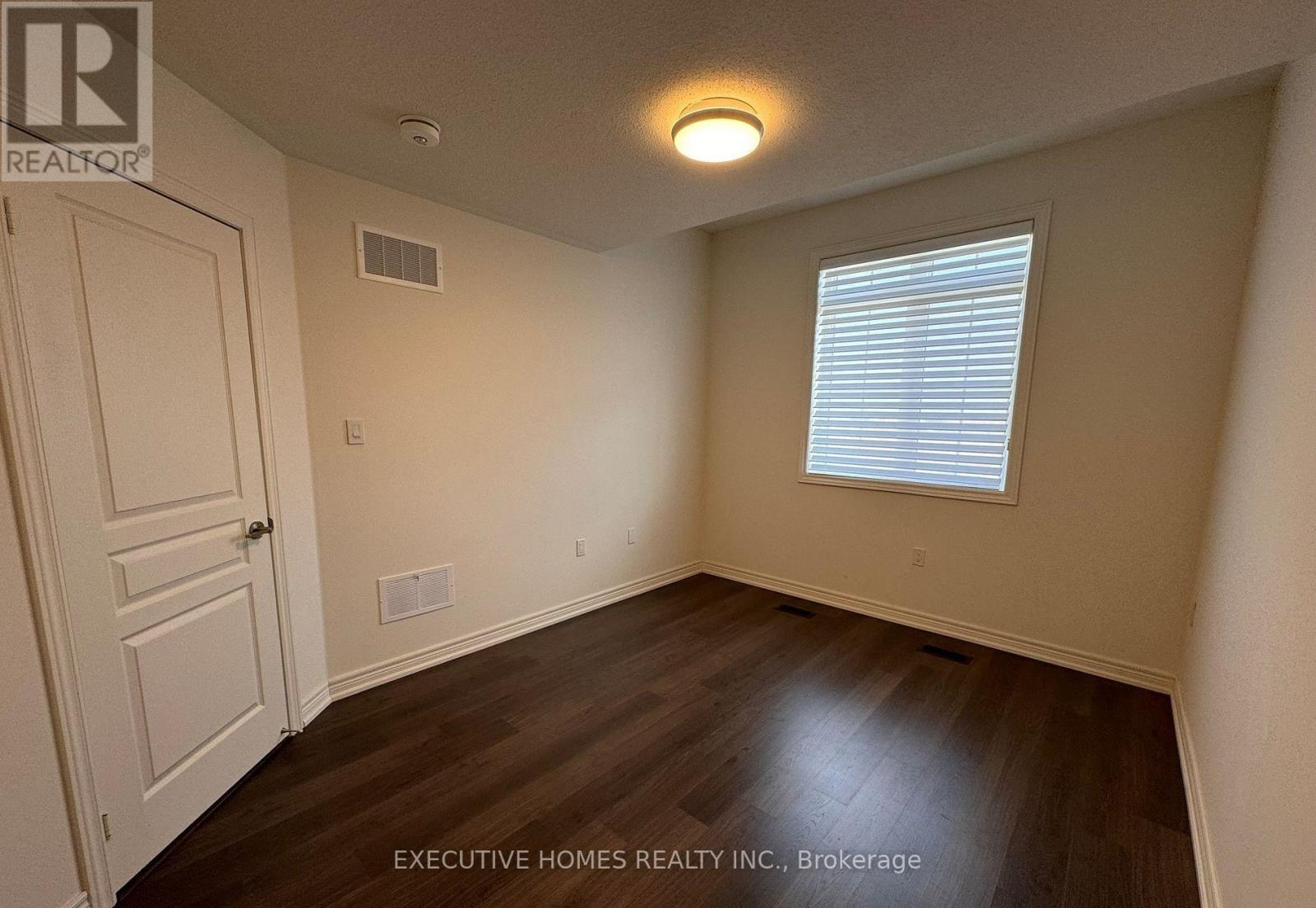 506 Threshing Mill Boulevard, Oakville, Ontario  L6H 0S9 - Photo 15 - W12758300