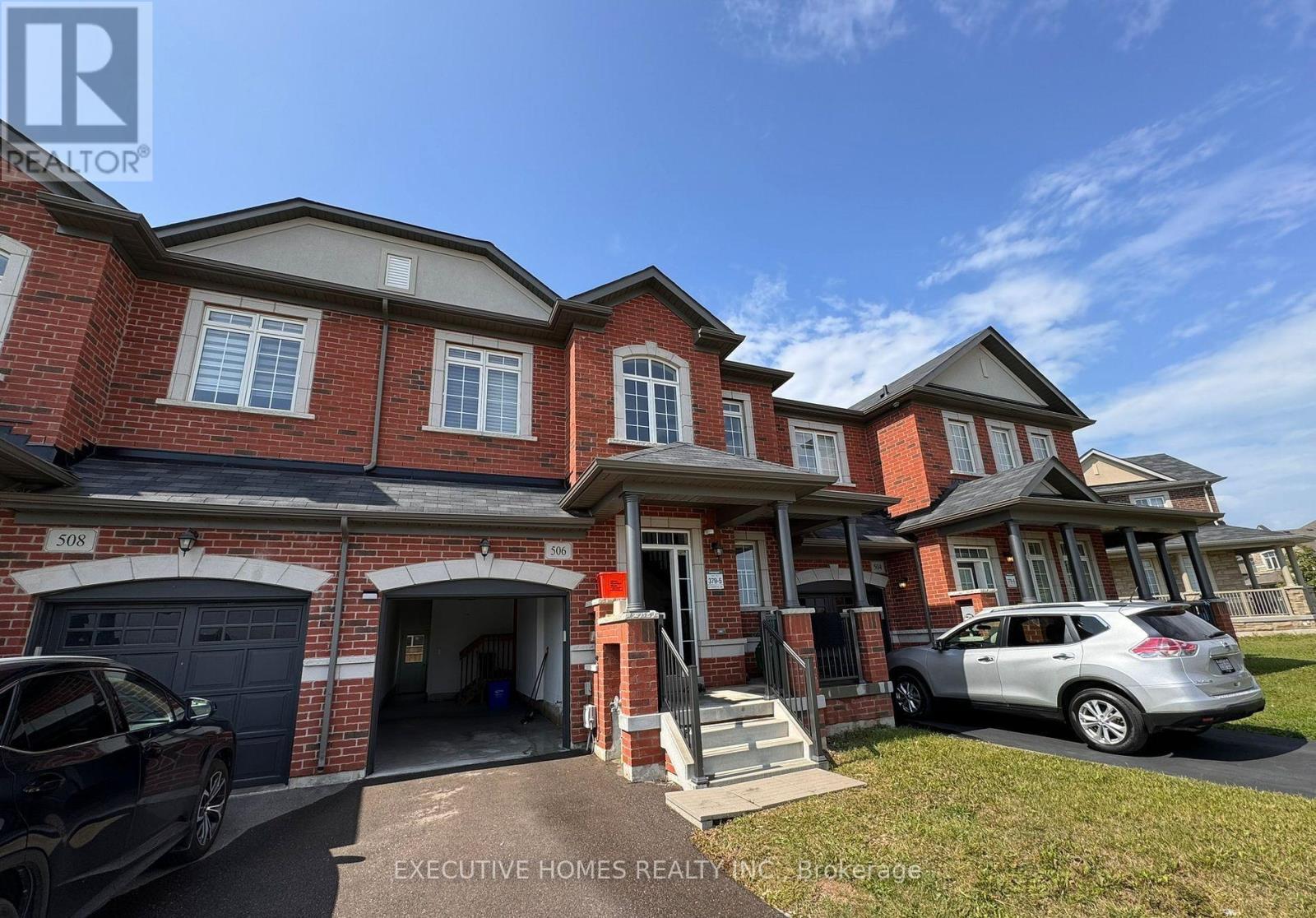 506 Threshing Mill Boulevard, Oakville, Ontario  L6H 0S9 - Photo 2 - W12758300