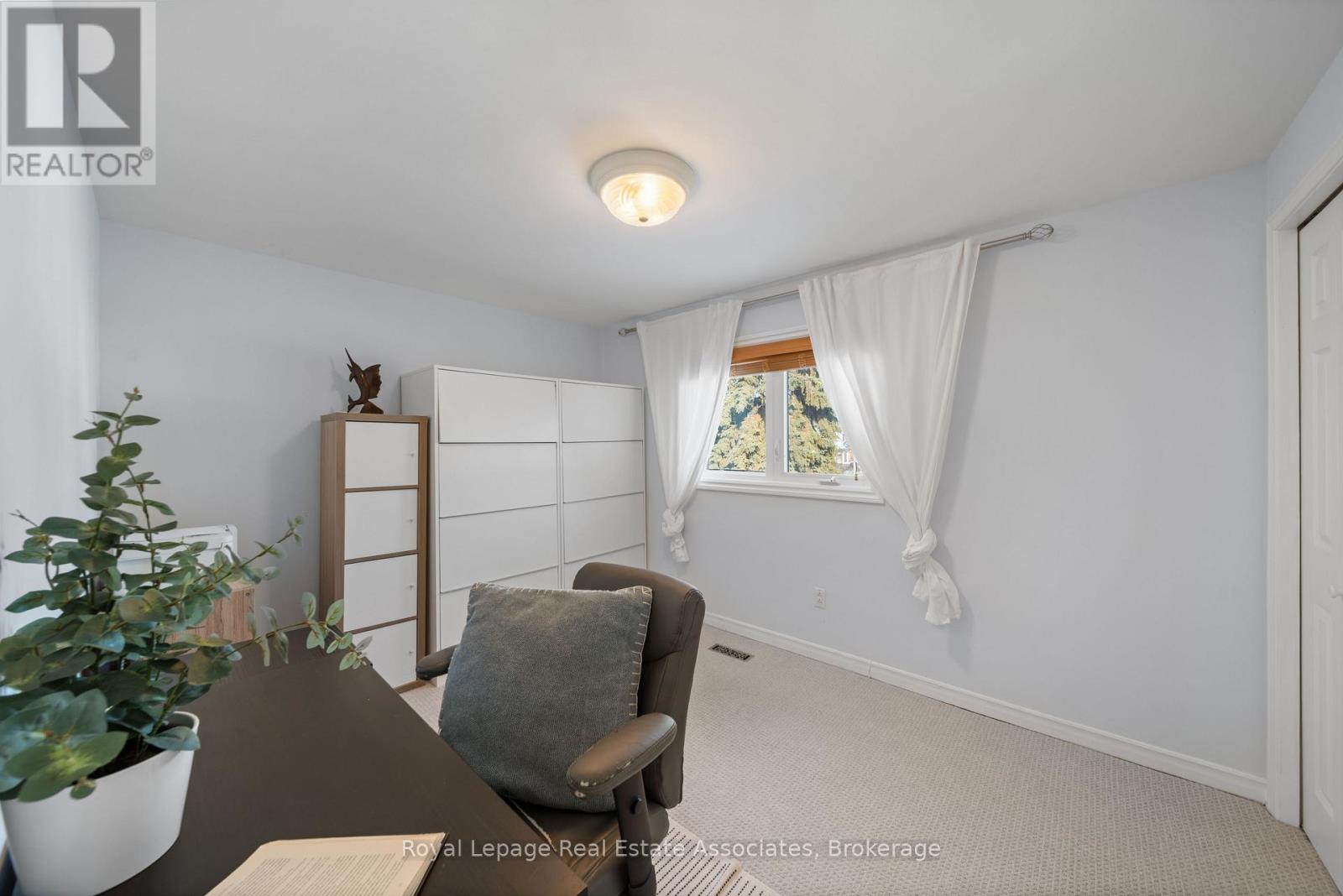 1550 Woodeden Drive, Mississauga, Ontario  L5H 2V3 - Photo 25 - W12758342