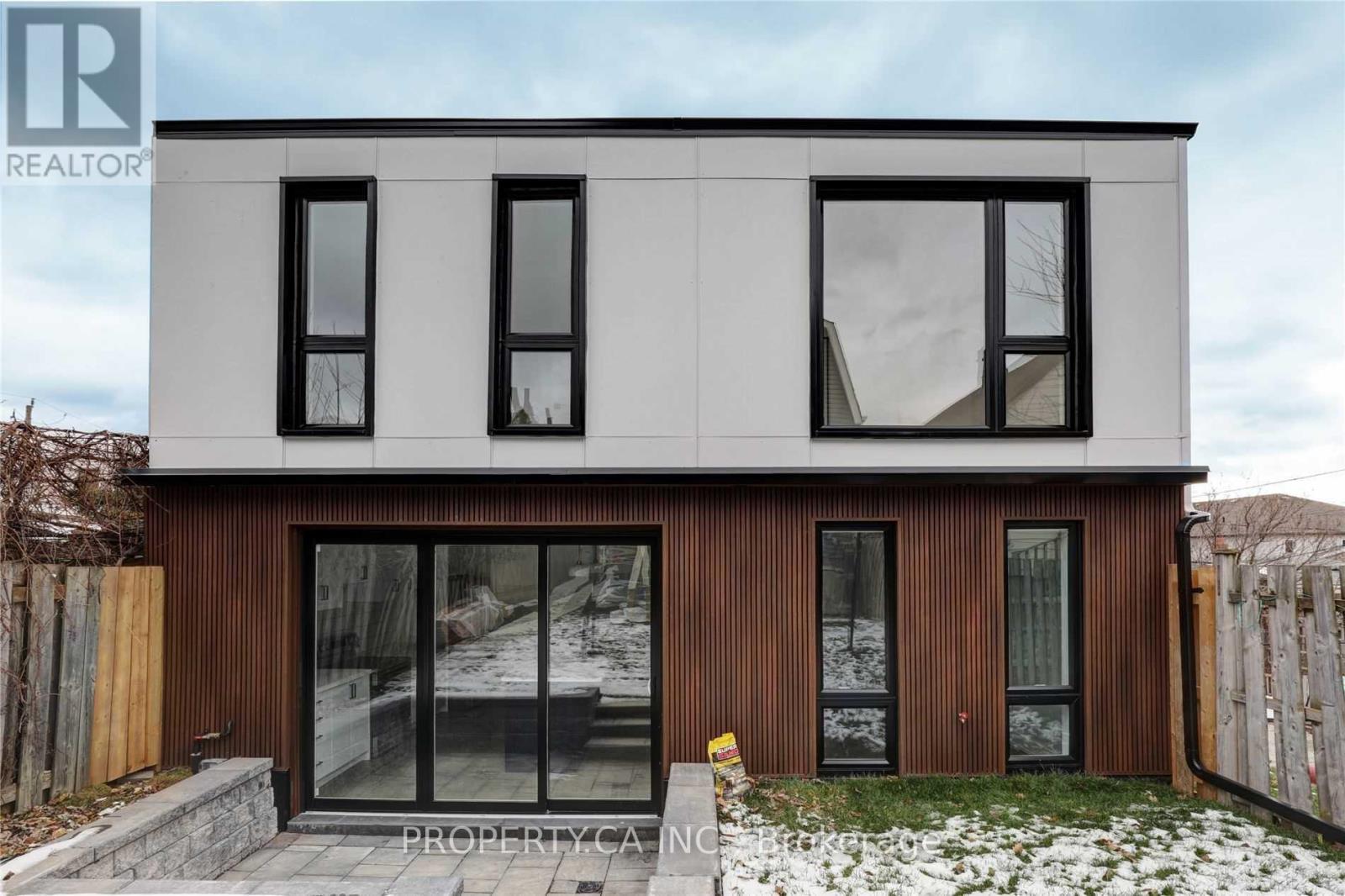 LANEWAY - 53 EVERSFIELD ROAD, Toronto, Ontario