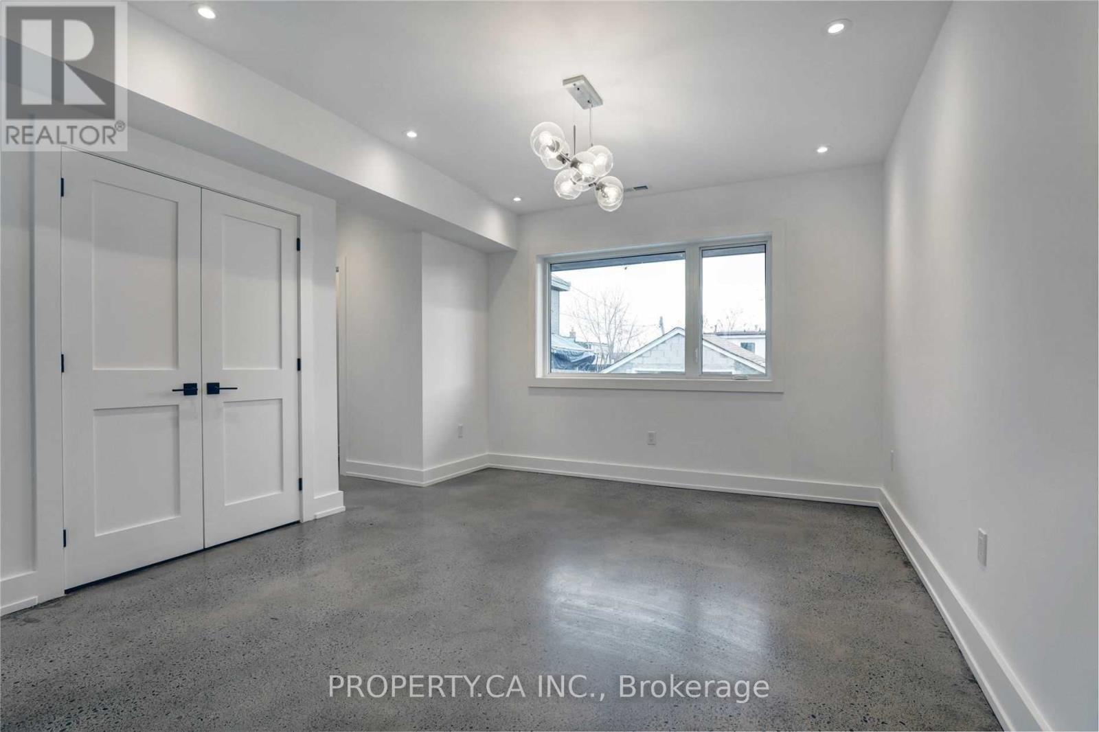 Laneway - 53 Eversfield Road, Toronto, Ontario  M6E 1T8 - Photo 11 - W12758374