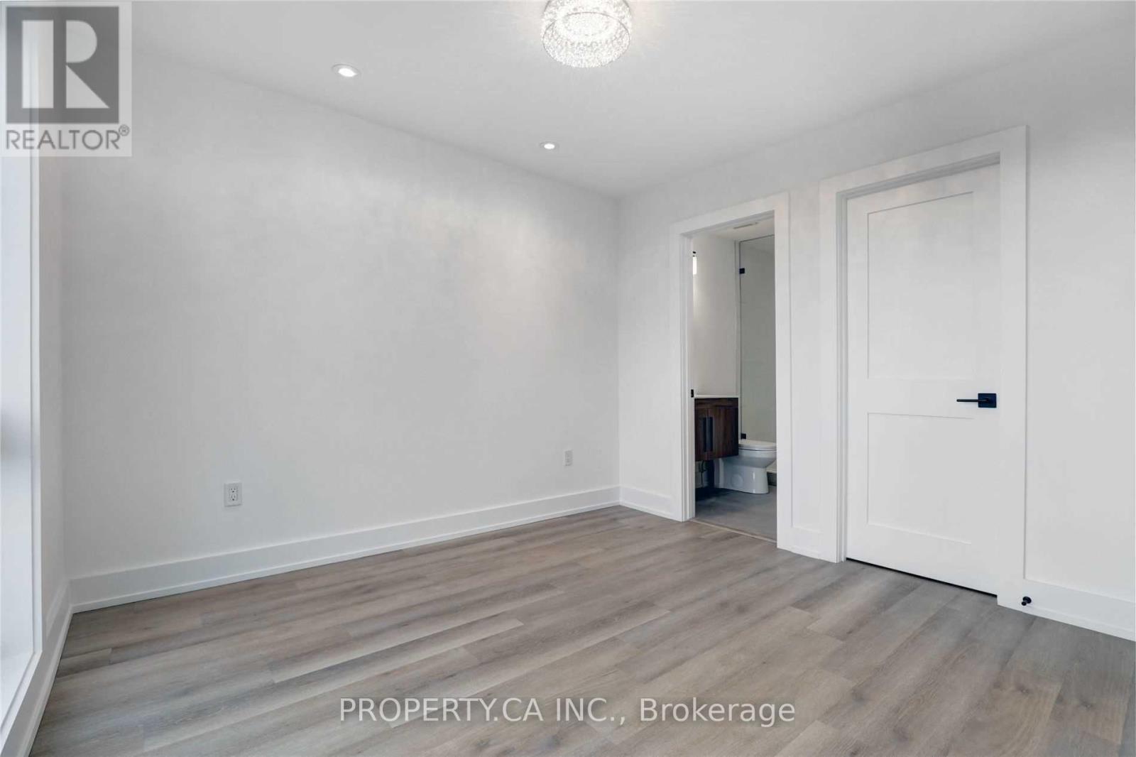 Laneway - 53 Eversfield Road, Toronto, Ontario  M6E 1T8 - Photo 21 - W12758374