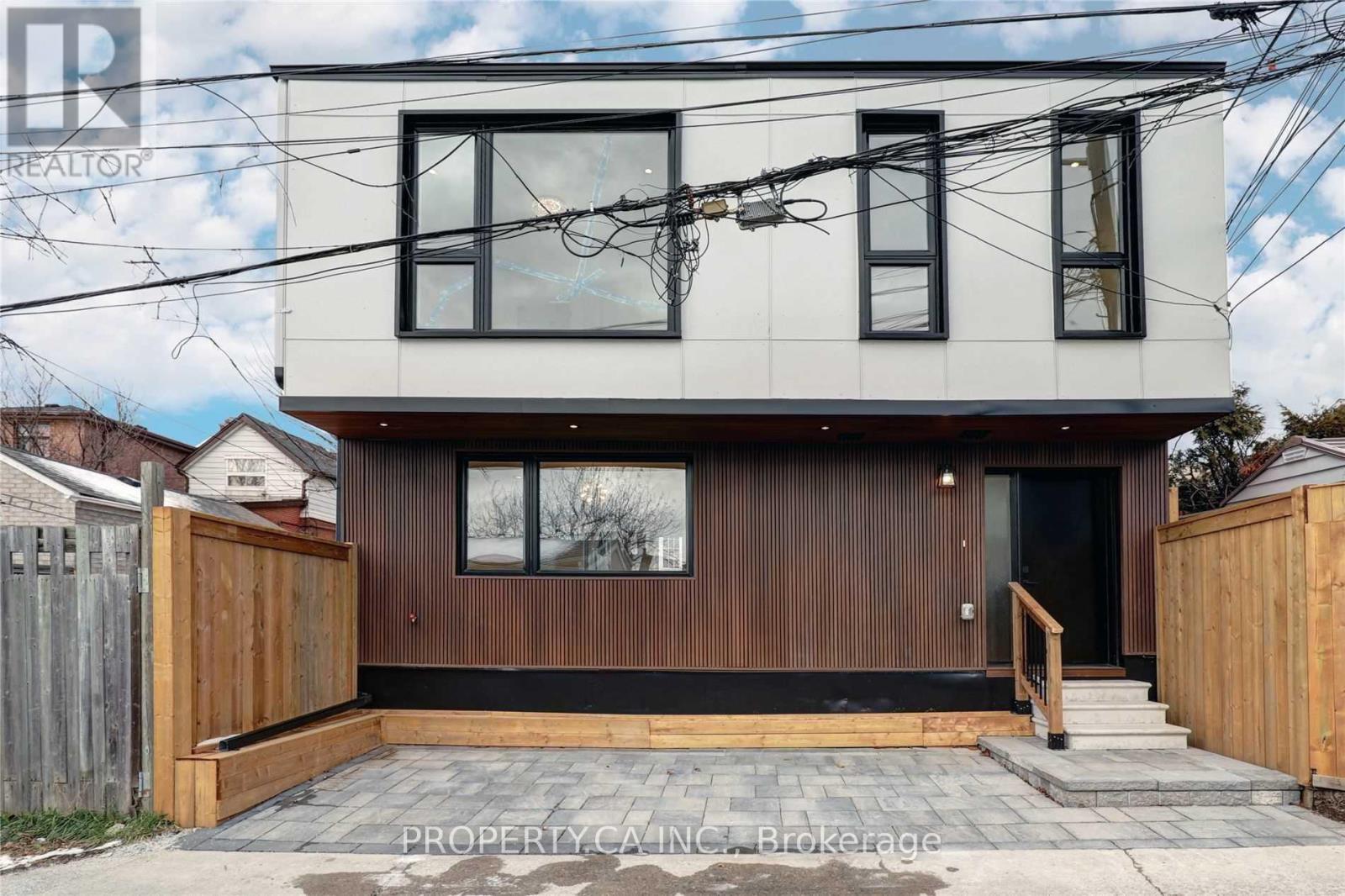 Laneway - 53 Eversfield Road, Toronto, Ontario  M6E 1T8 - Photo 28 - W12758374