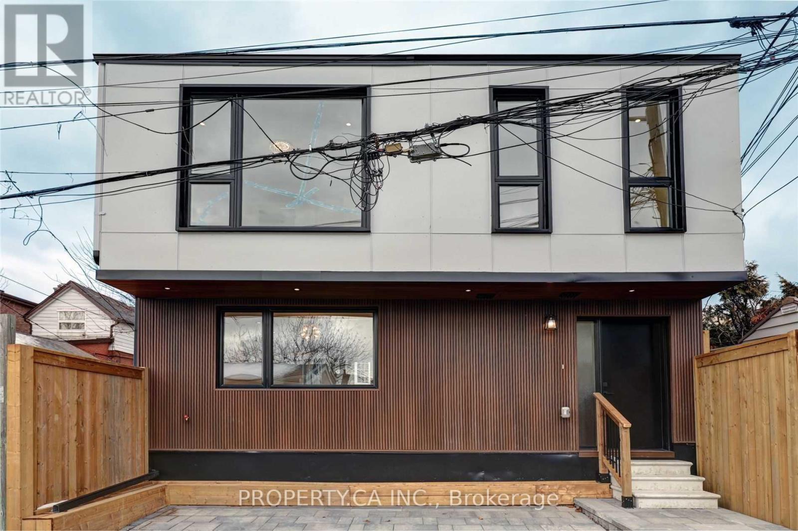 Laneway - 53 Eversfield Road, Toronto, Ontario  M6E 1T8 - Photo 29 - W12758374