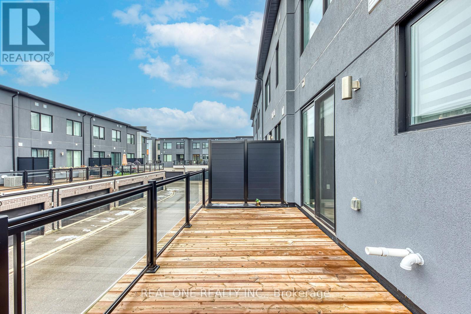 99 Grovewood Common, Oakville, Ontario  L6H 0X4 - Photo 21 - W12758376