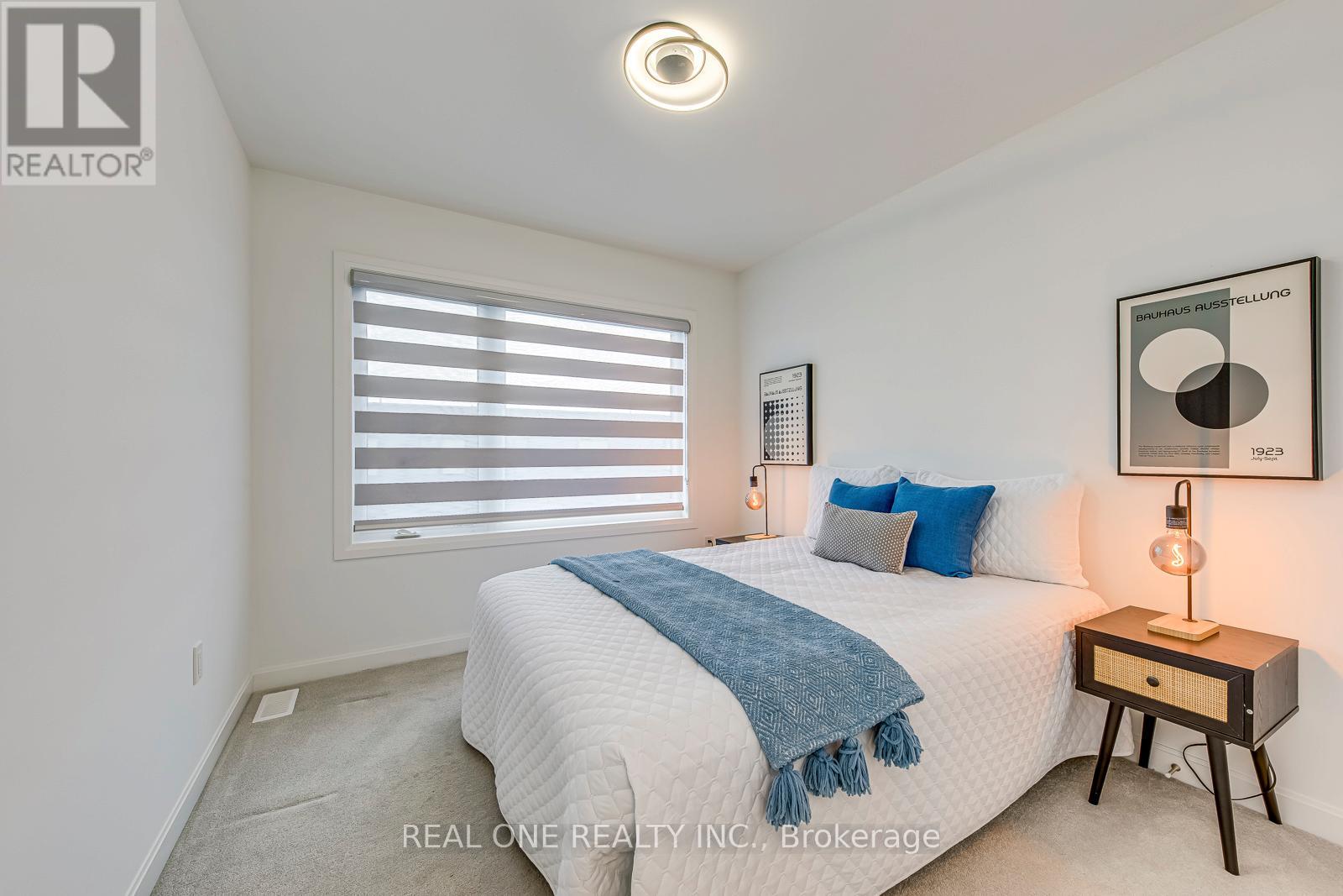 99 Grovewood Common, Oakville, Ontario  L6H 0X4 - Photo 40 - W12758392