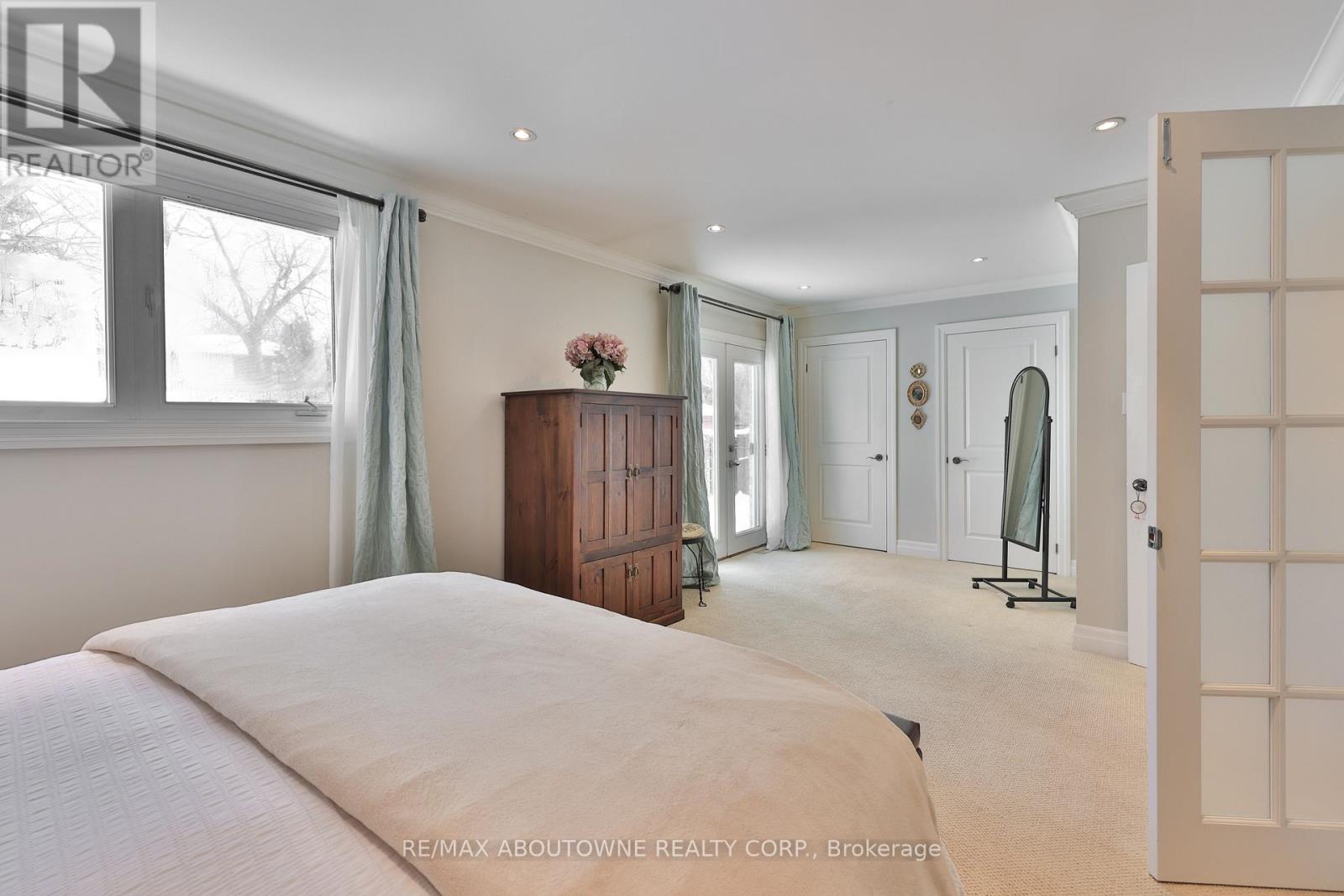 502 Bohemia Crescent, Oakville, Ontario  L6J 2K8 - Photo 28 - W12758416