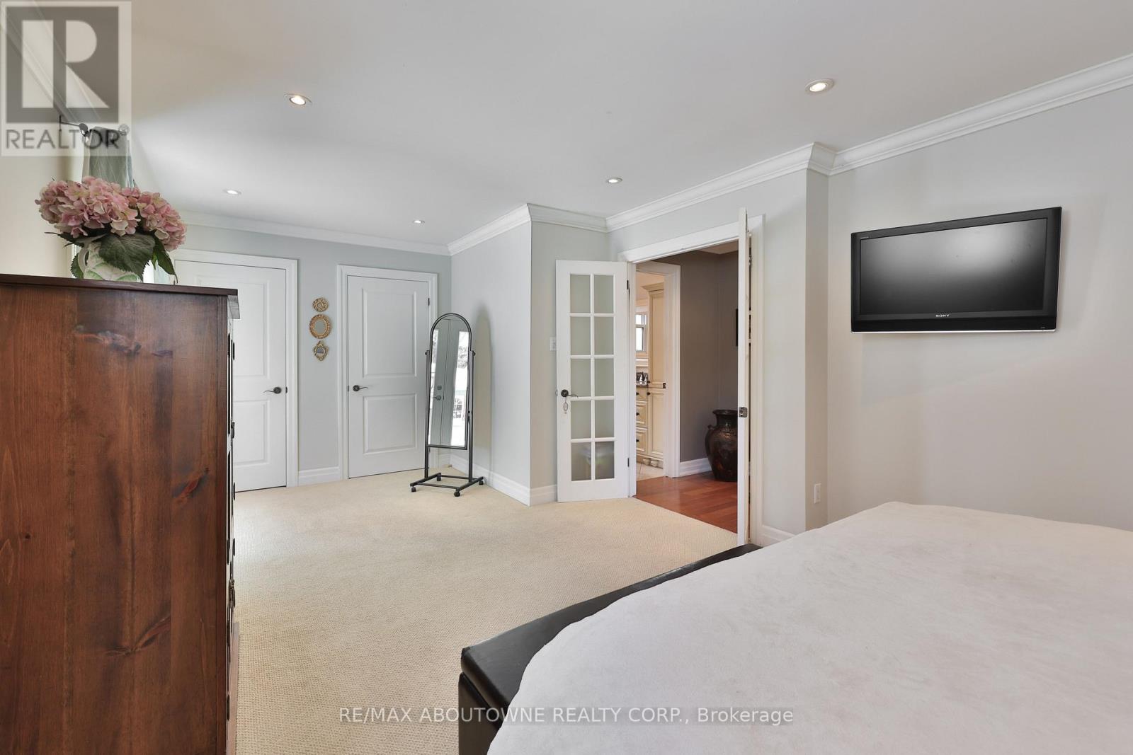 502 Bohemia Crescent, Oakville, Ontario  L6J 2K8 - Photo 29 - W12758416