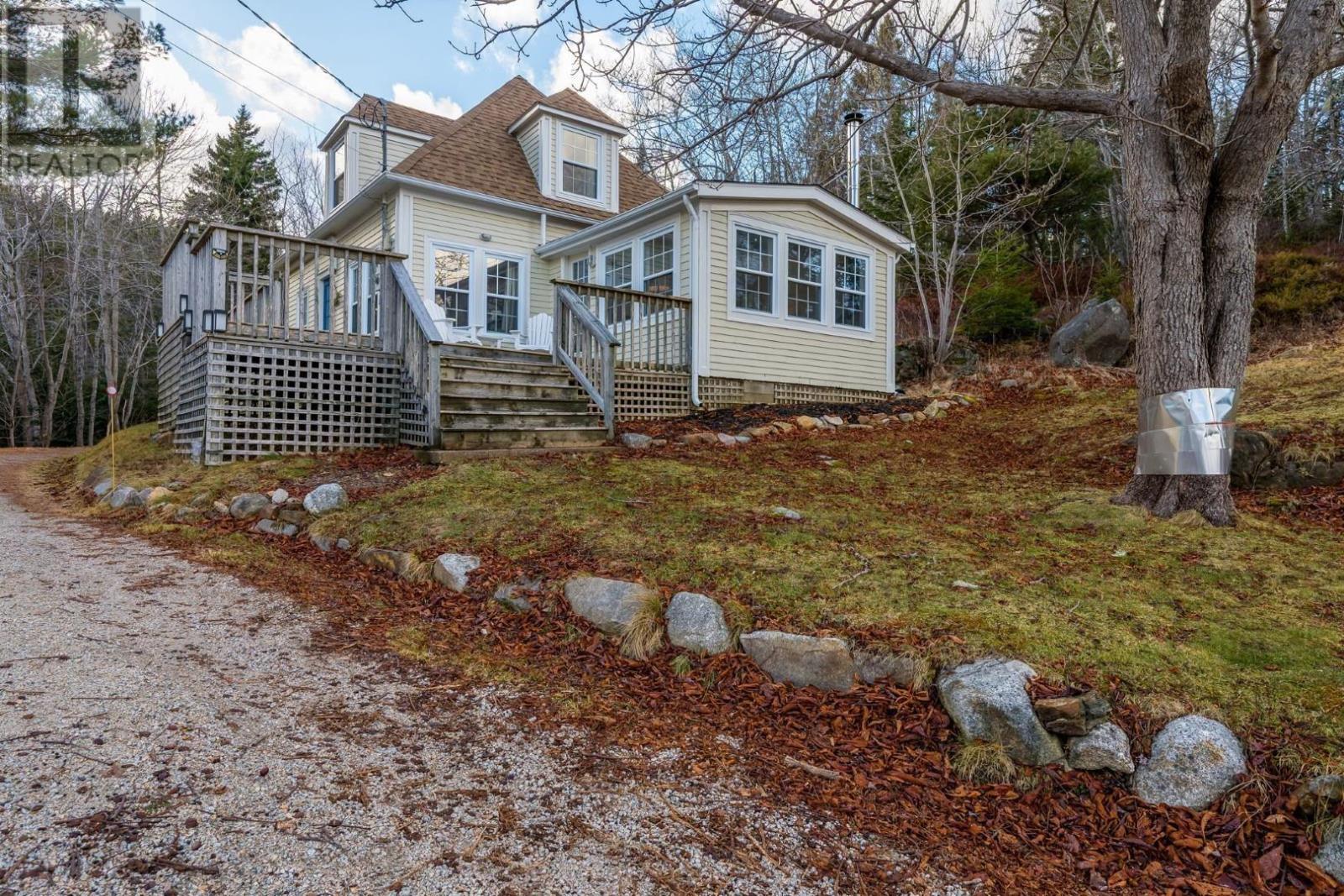 3380 Highway 329, Aspotogan, Nova Scotia  B0J 1T0 - Photo 1 - 202601131