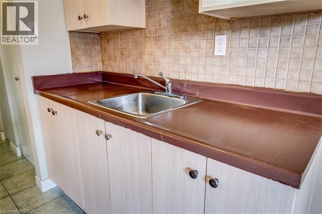 81 Charlton Avenue Unit# 203, Hamilton, Ontario  L8N 1Y7 - Photo 28 - 40803000